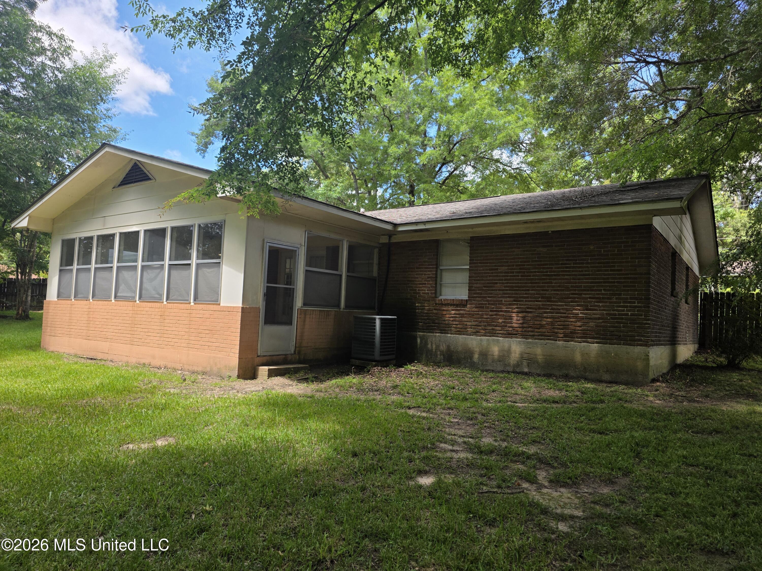 502 Lakeview Avenue Property Photo 20