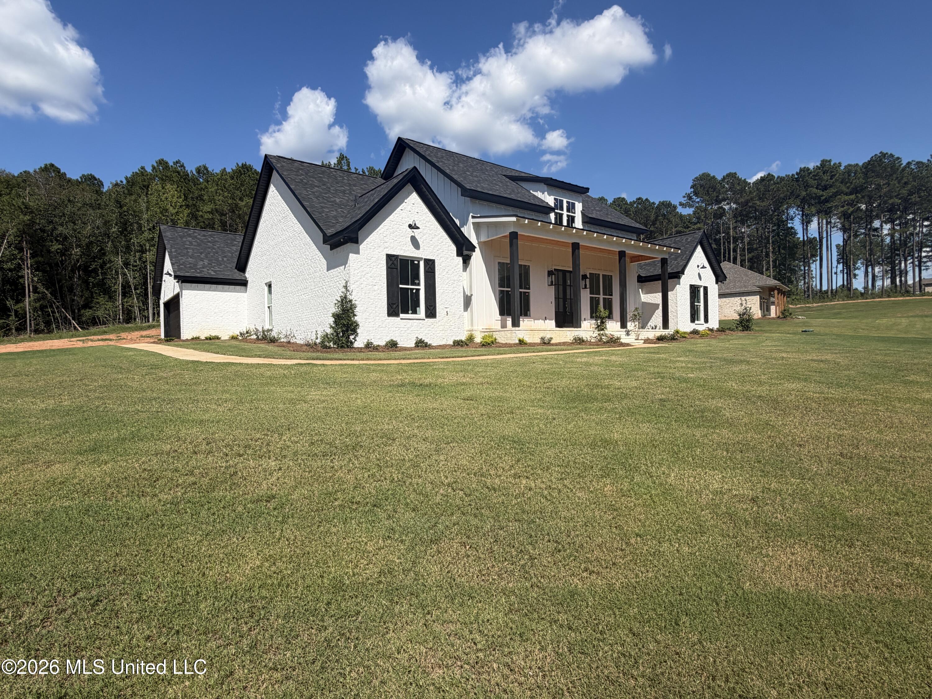 110 Cypress Lane Property Photo 2