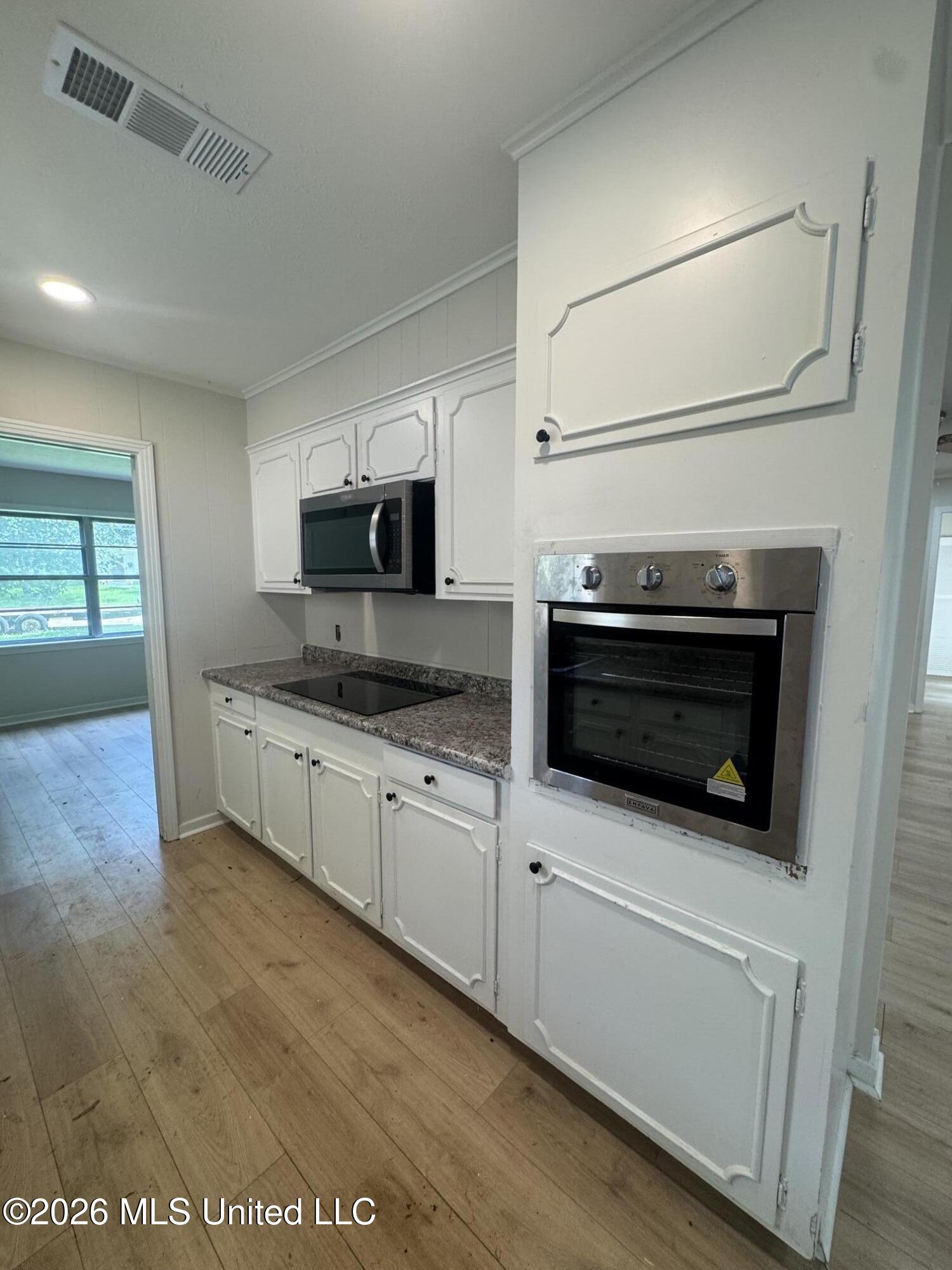 1523 Dorgan Street Property Photo 7