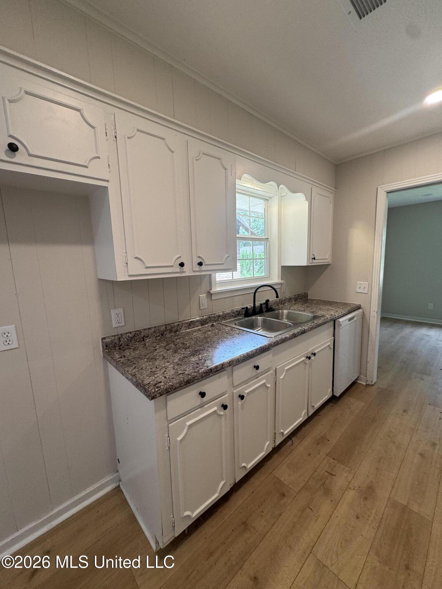 1523 Dorgan Street Property Photo 8