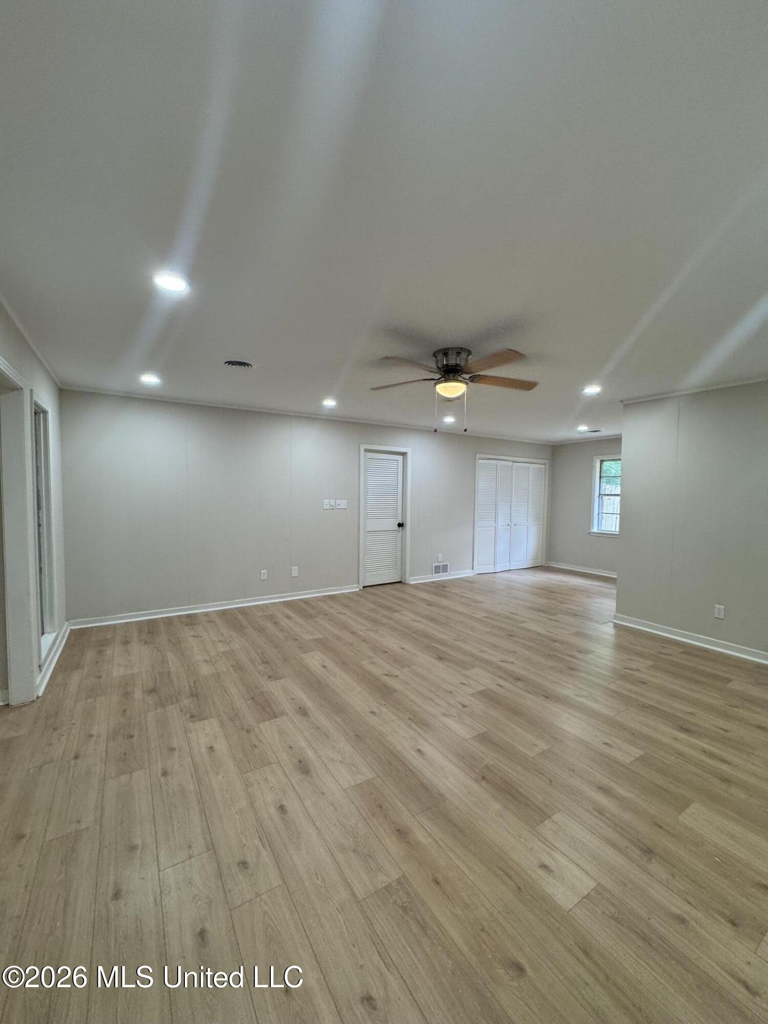 1523 Dorgan Street Property Photo 10