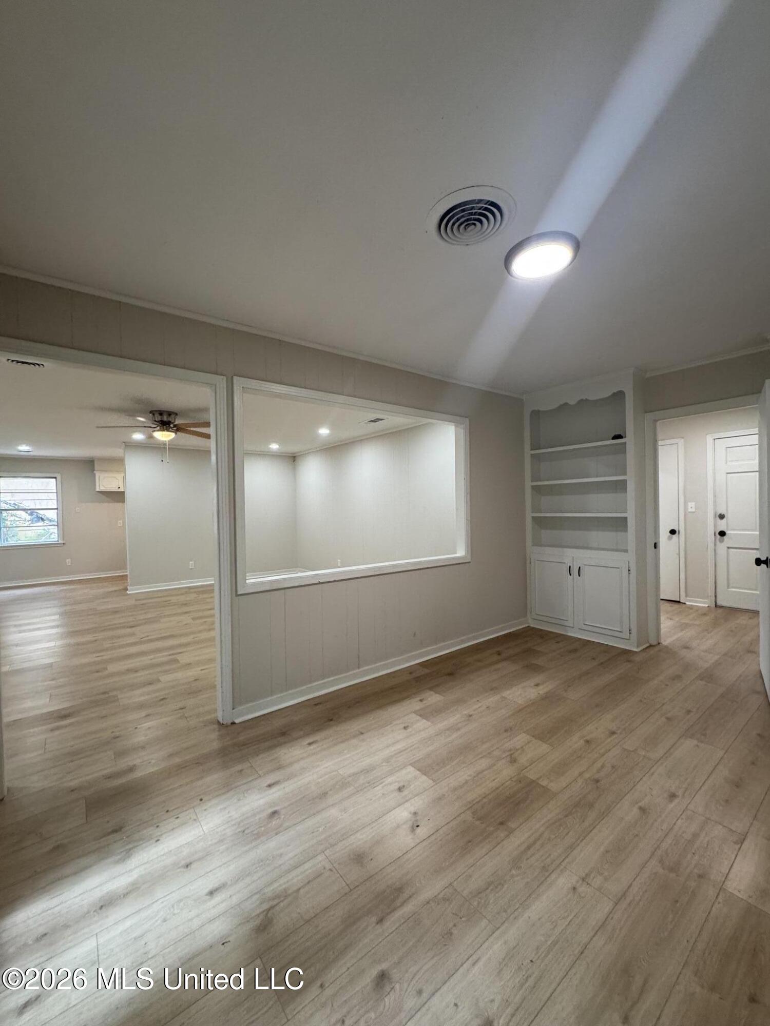 1523 Dorgan Street Property Photo 13