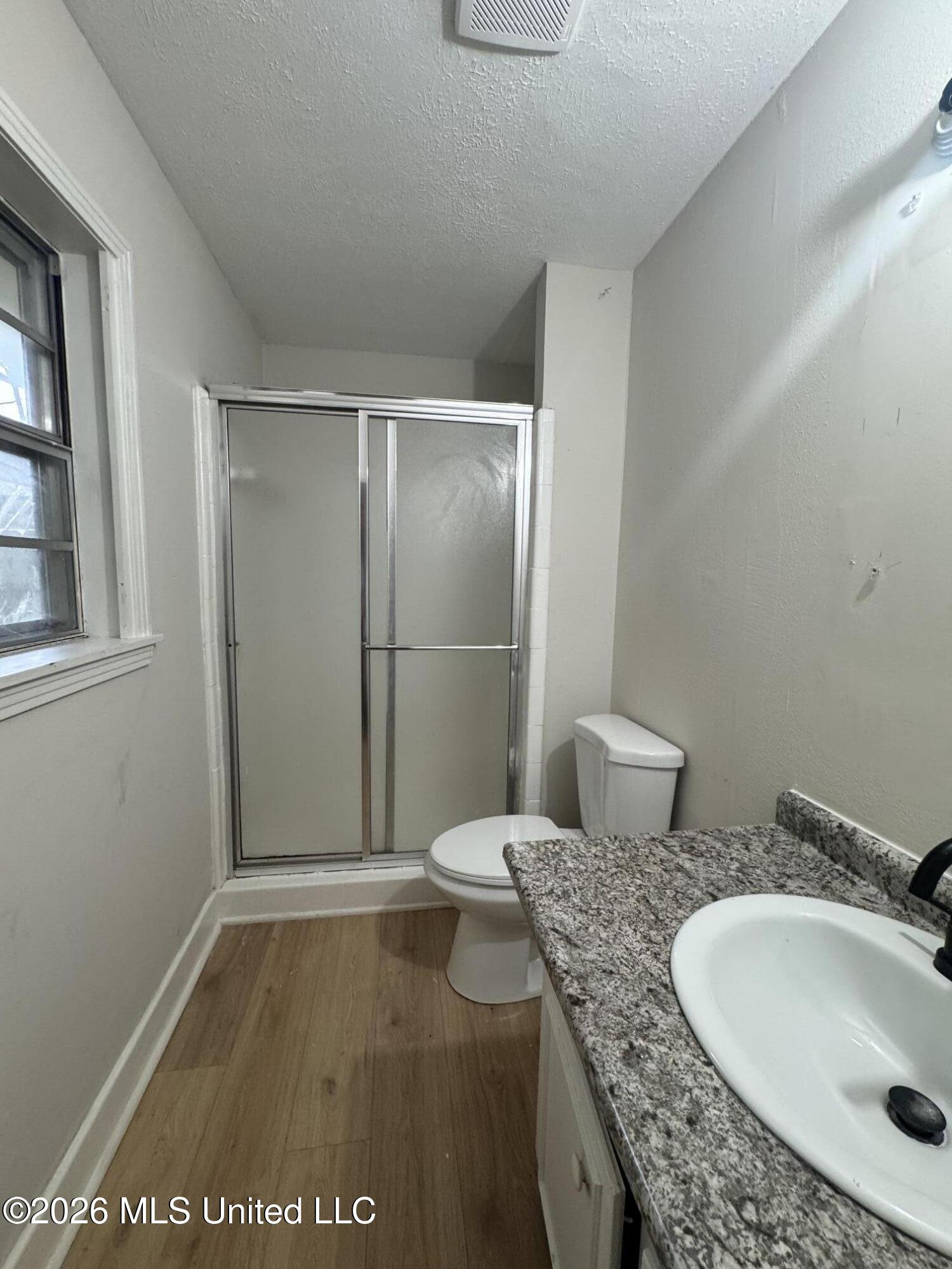 1523 Dorgan Street Property Photo 20