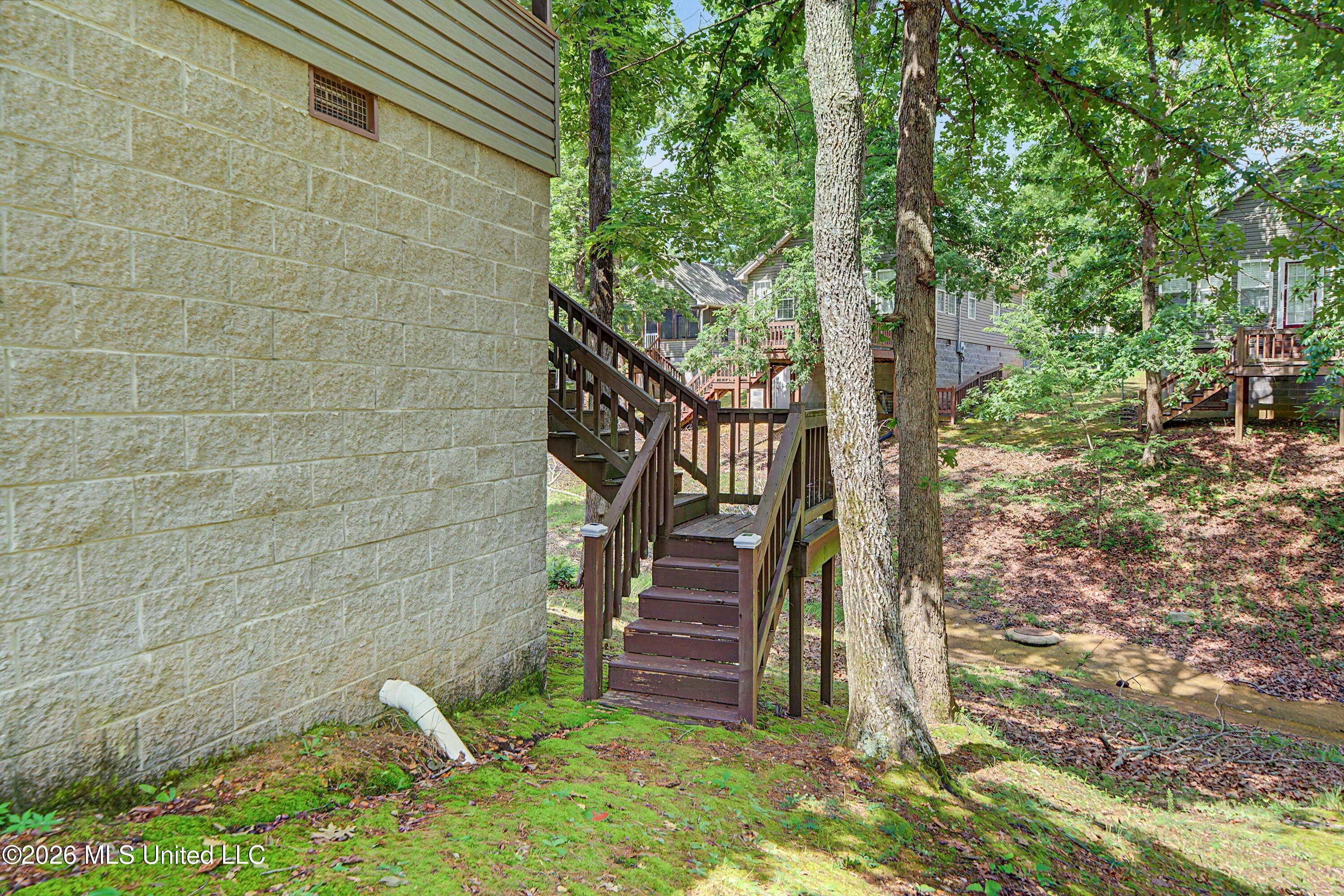 12 Tyson Trail Property Photo 15