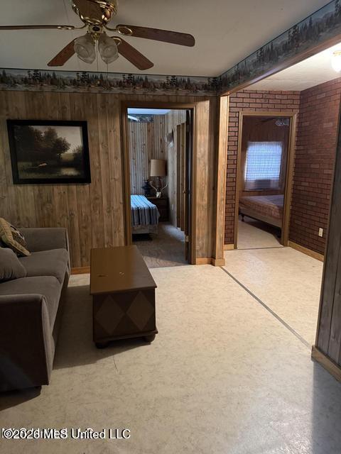 1135 Mudline Road Property Photo 4