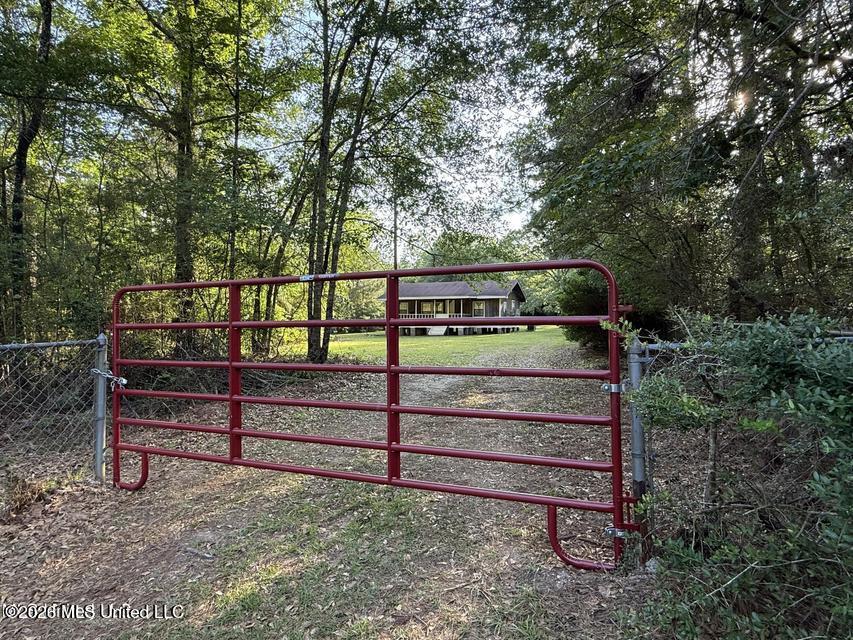 1135 Mudline Road Property Photo 14