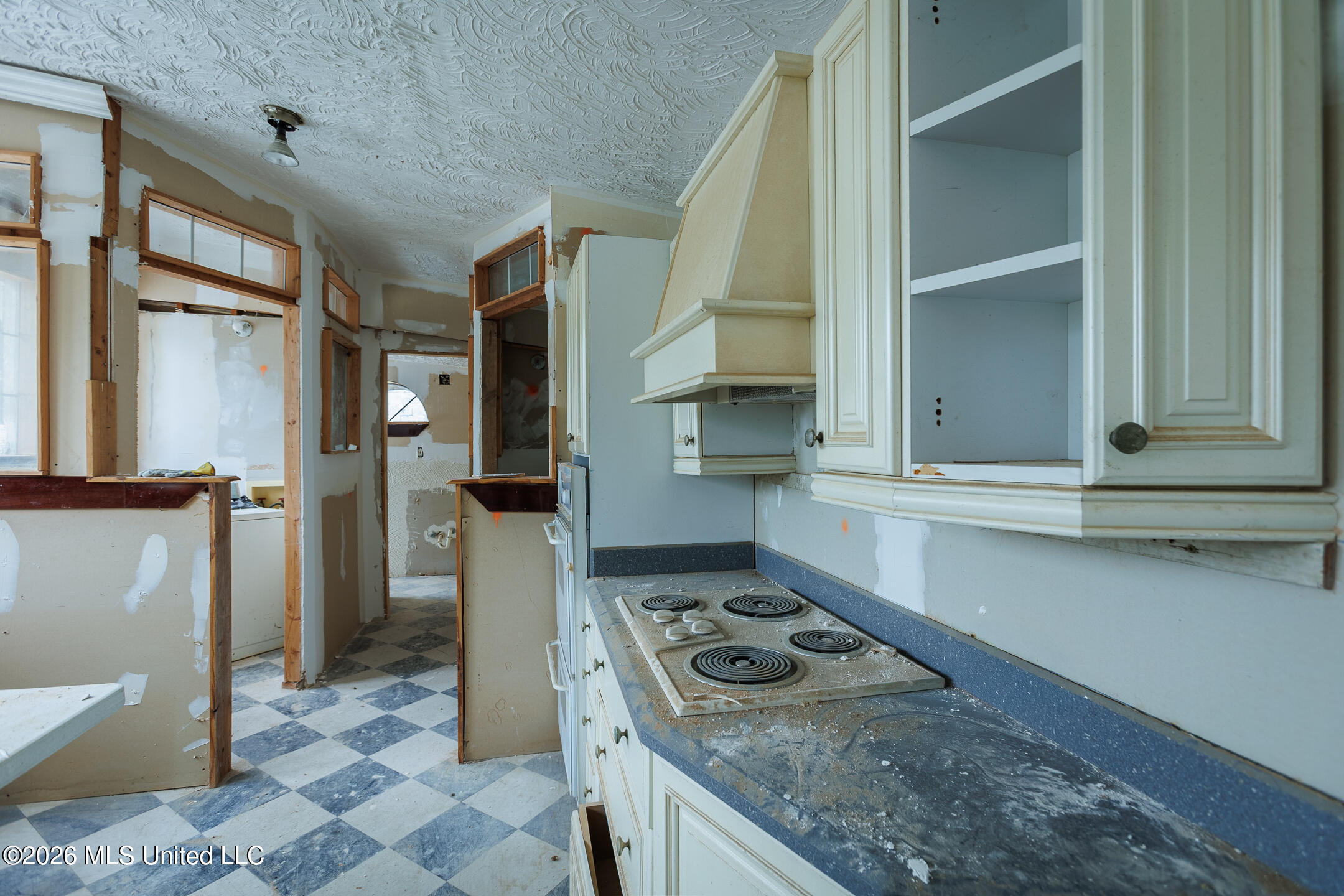 4582 Hanging Moss Road Property Photo 7