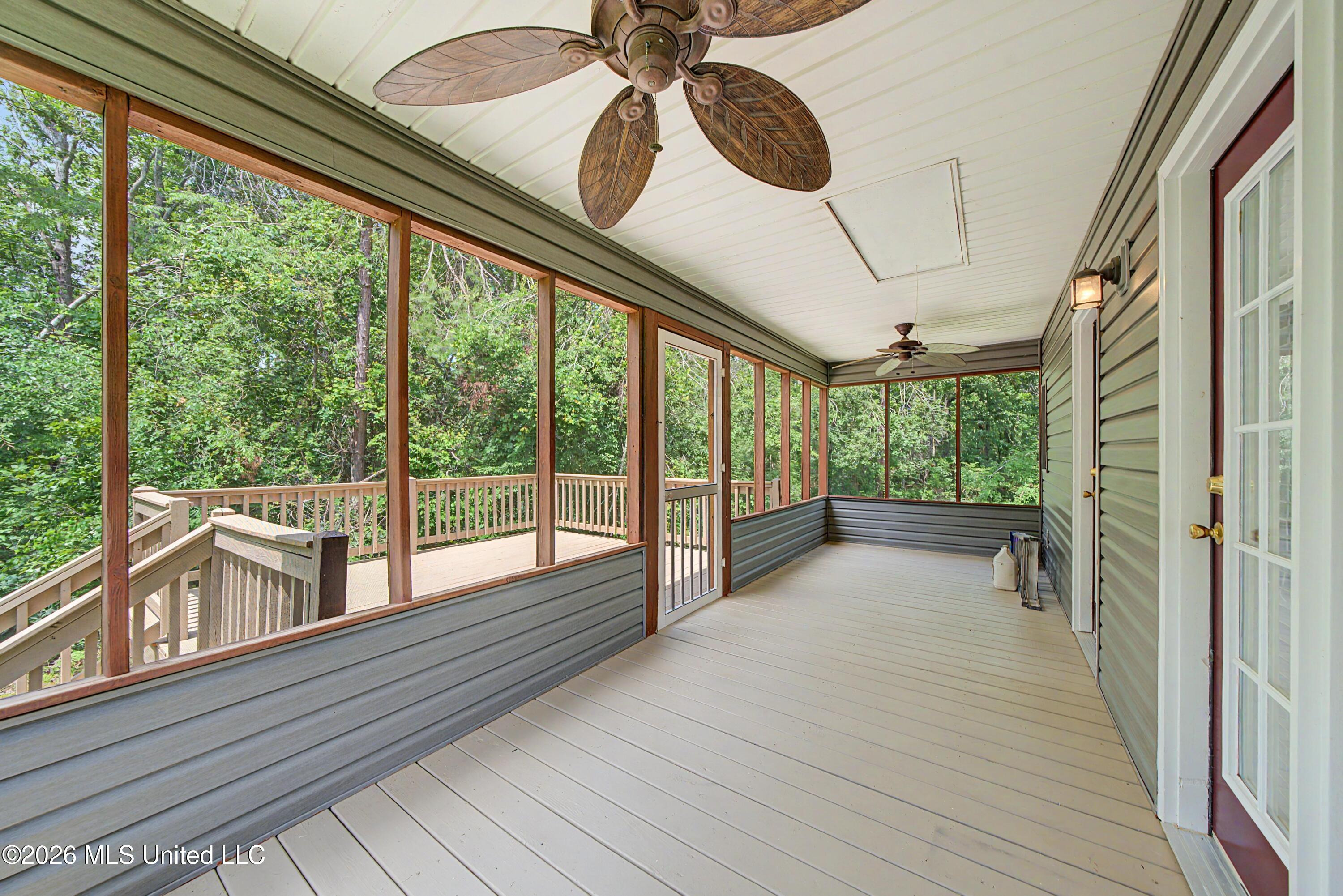 19 Frank Property Photo 10