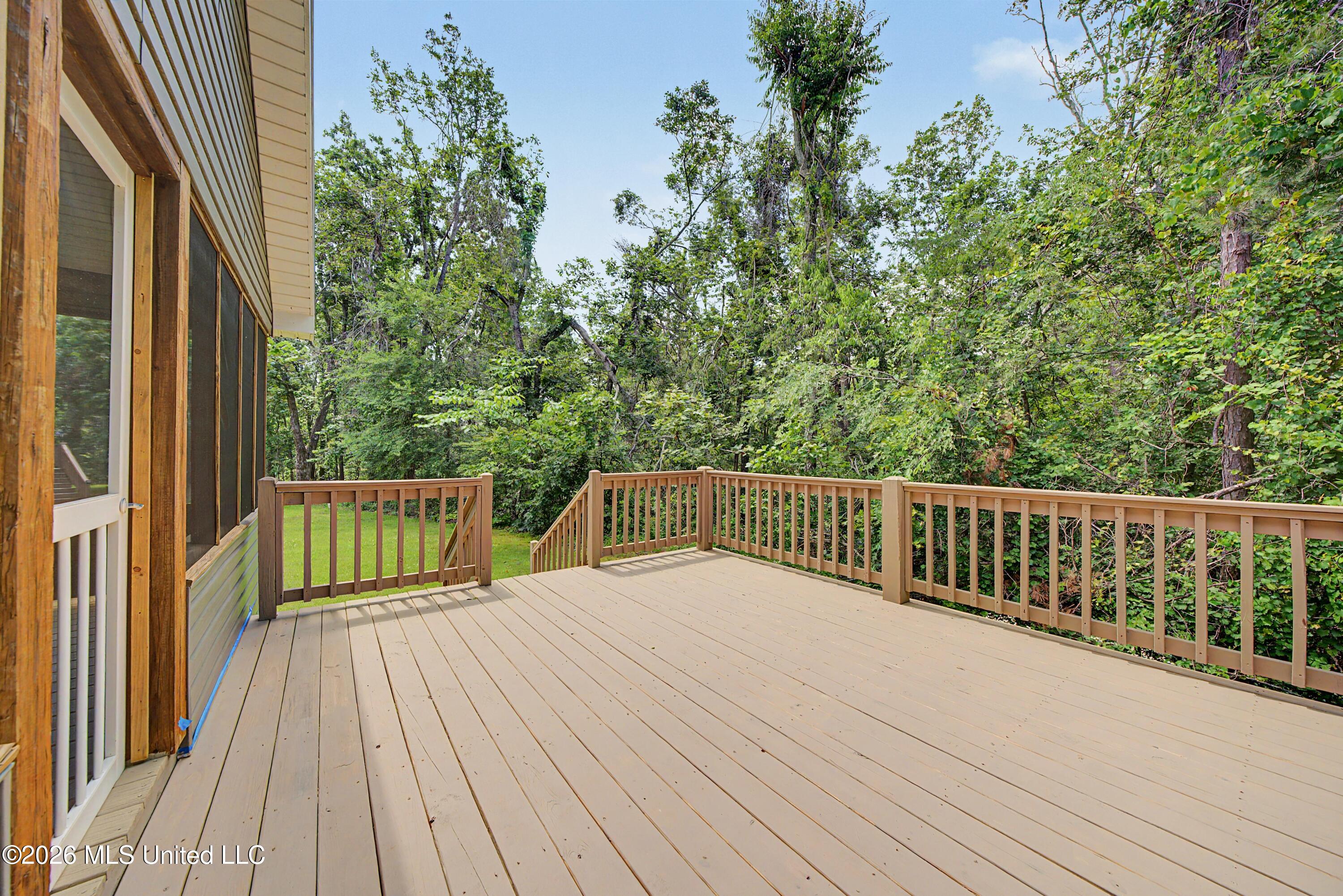 19 Frank Property Photo 12