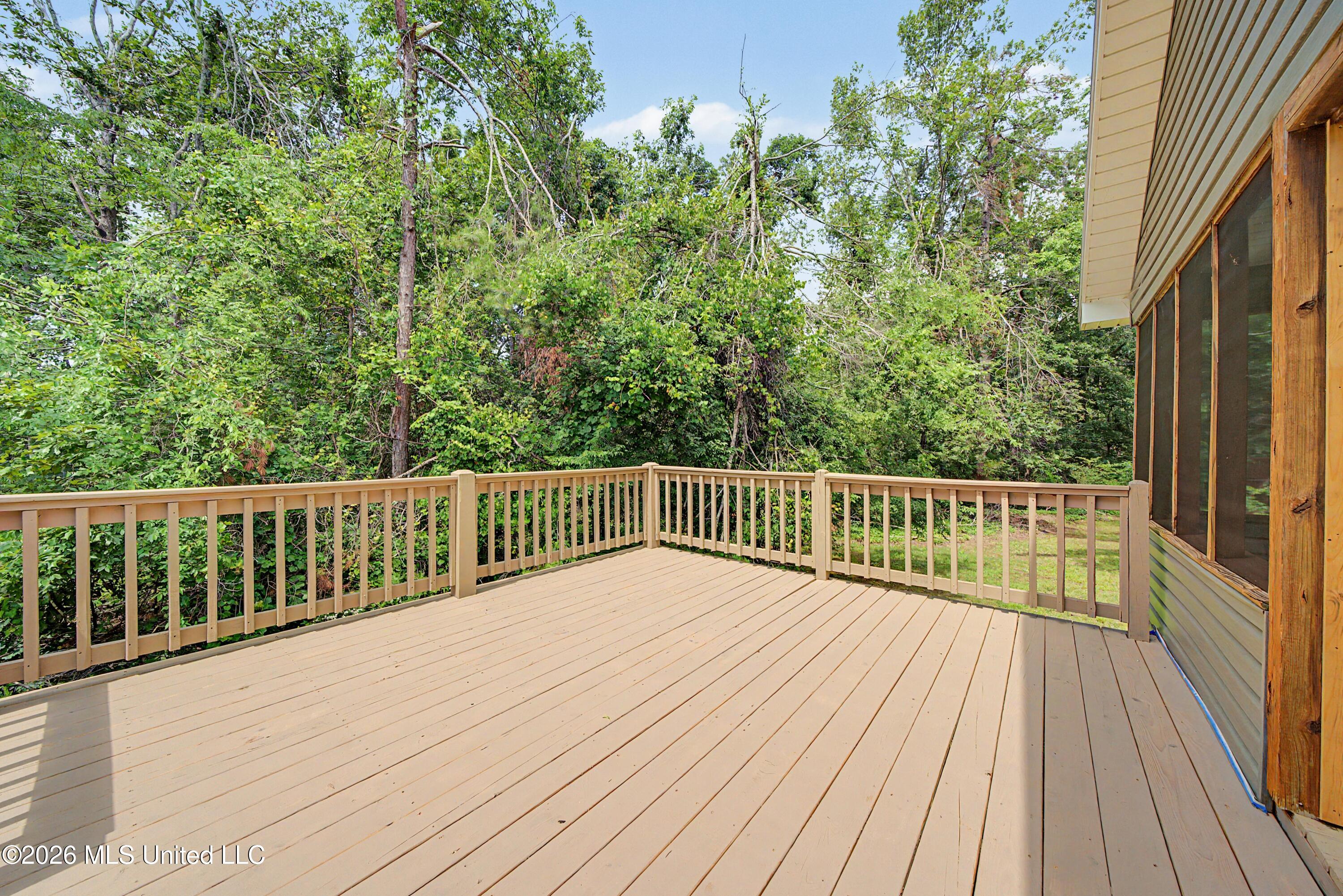 19 Frank Property Photo 13