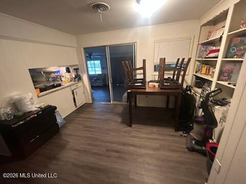 5877 Kinder Drive Property Photo 10