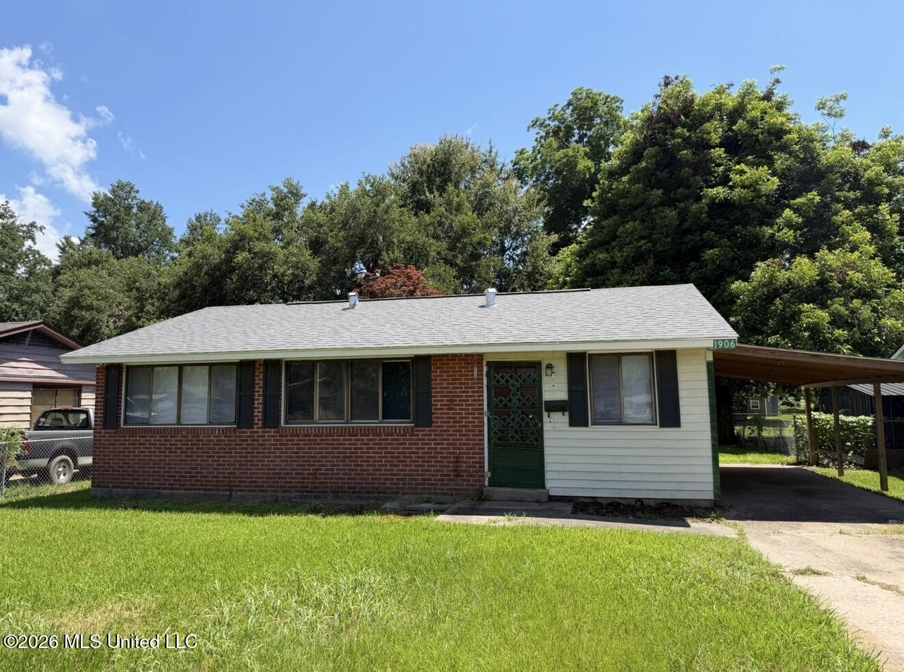 1906 Murray Drive Property Photo 1