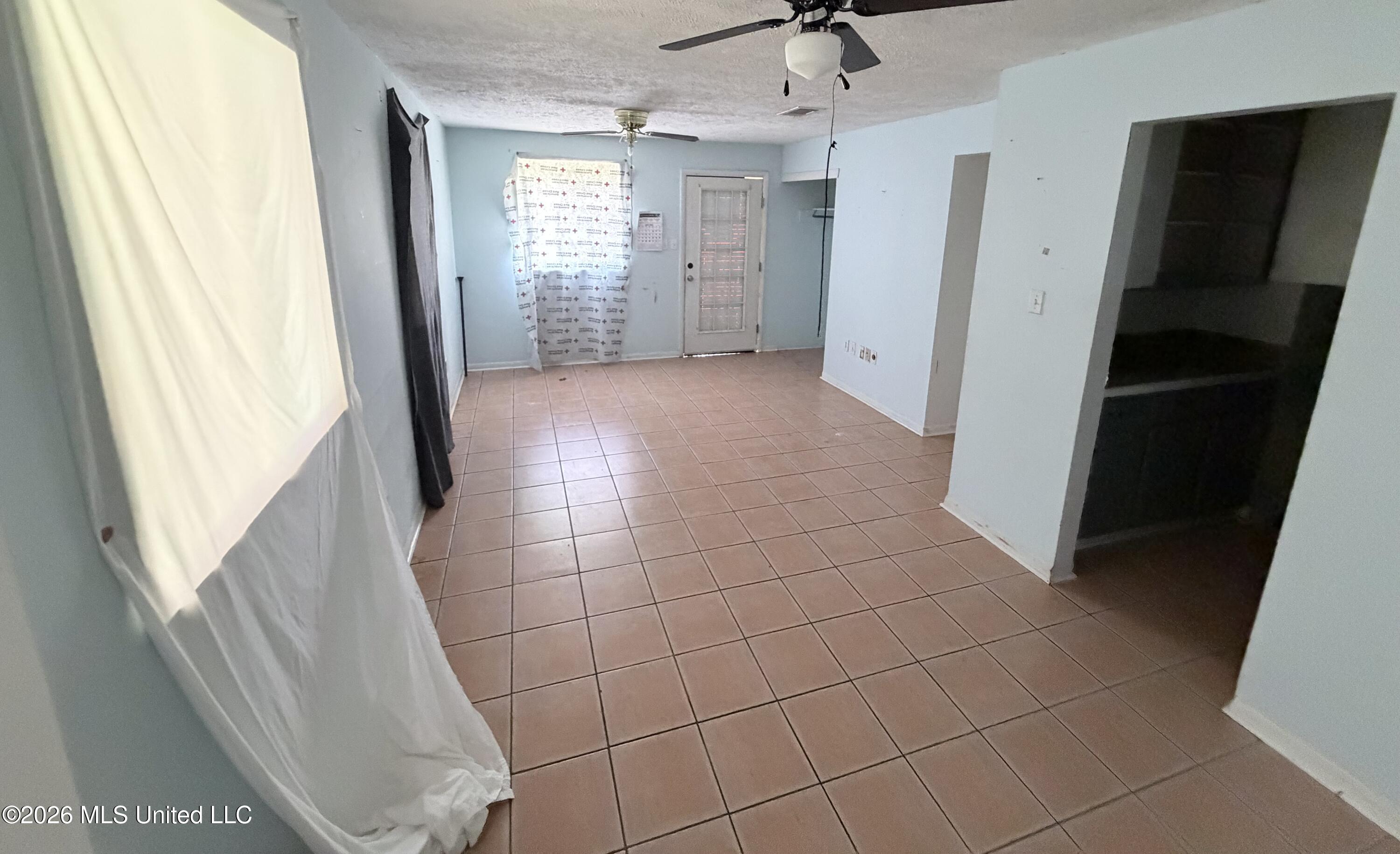 1906 Murray Drive Property Photo 3