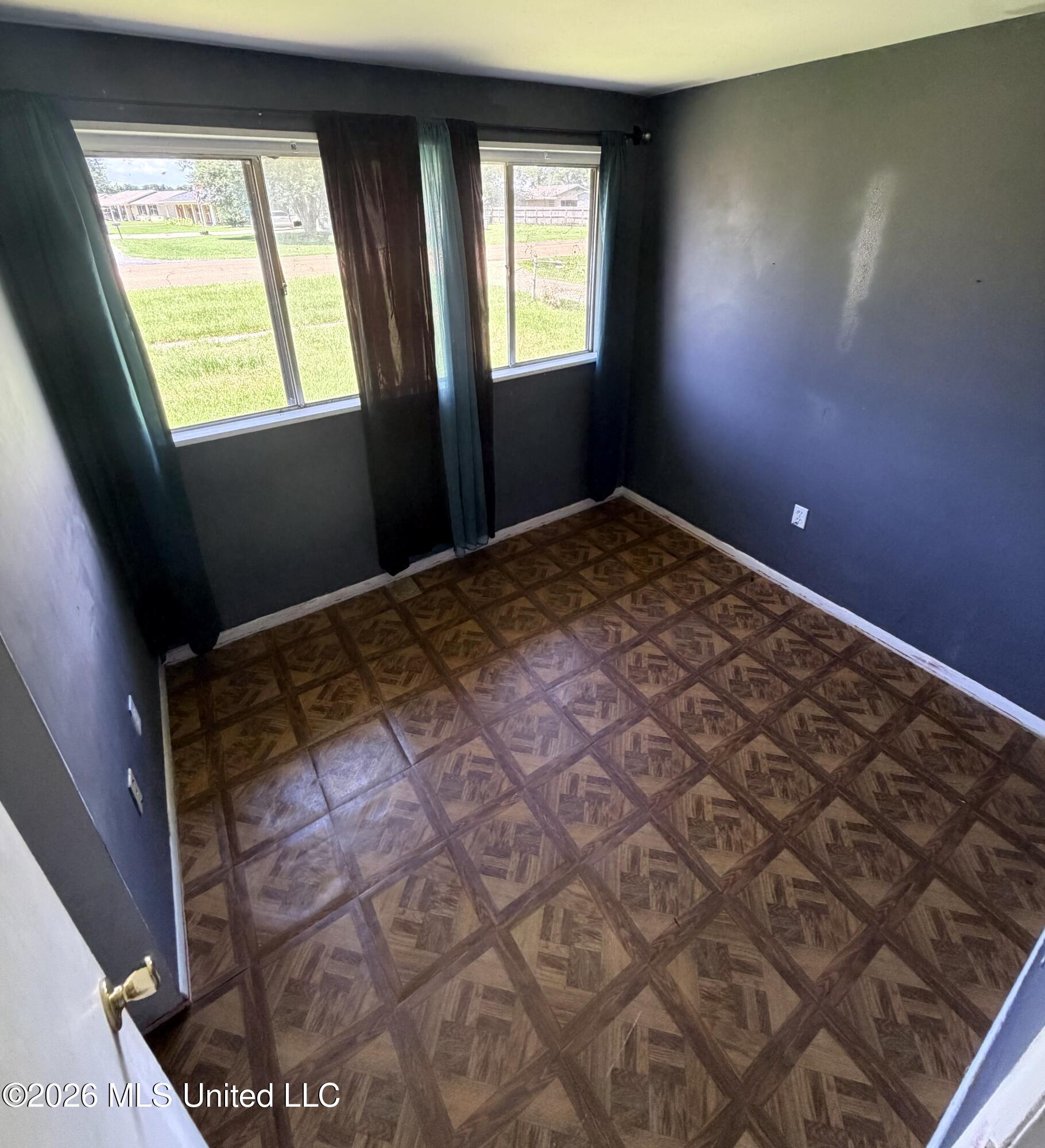 1906 Murray Drive Property Photo 6