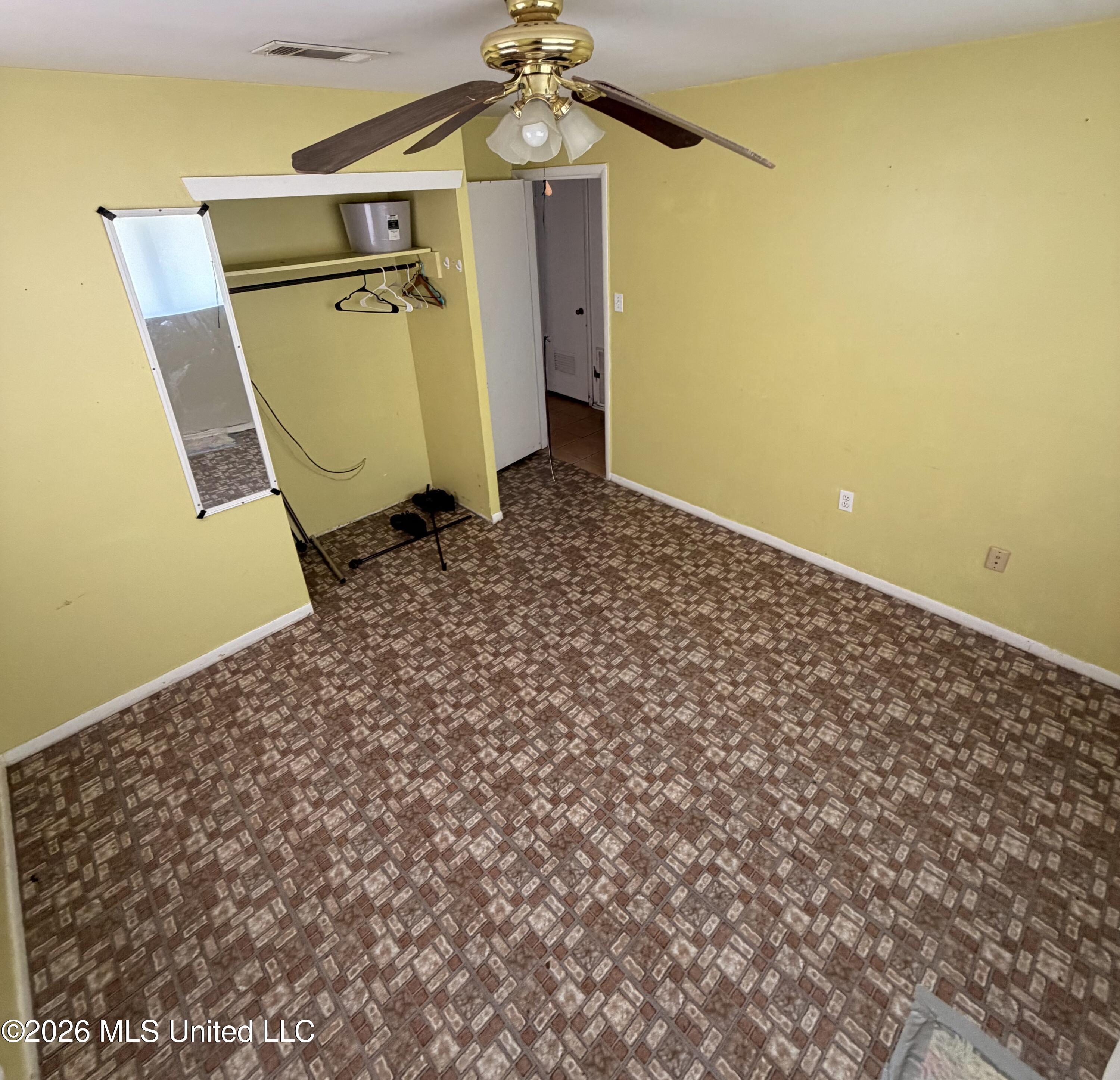1906 Murray Drive Property Photo 9