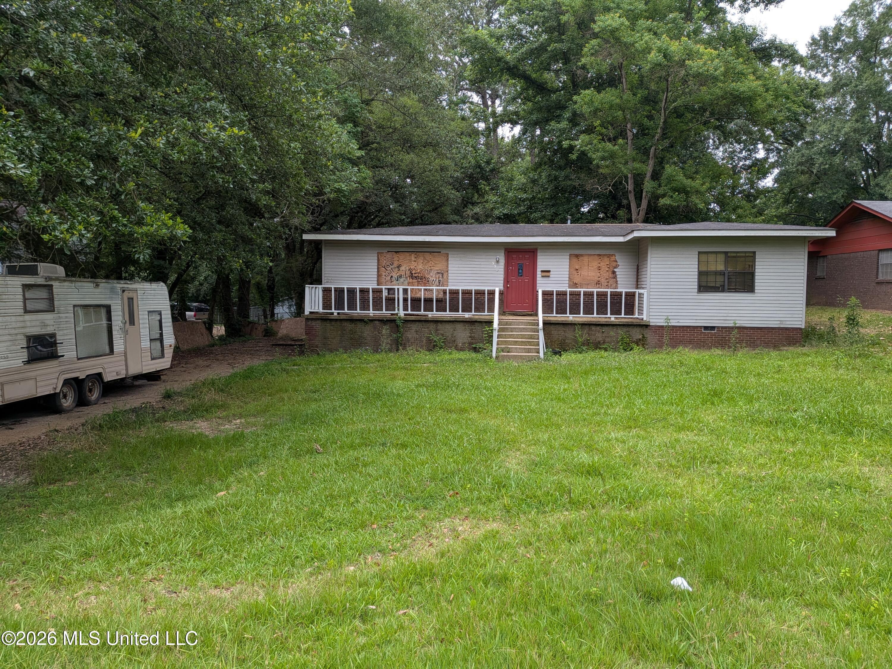 399 Cooper Road Property Photo 2