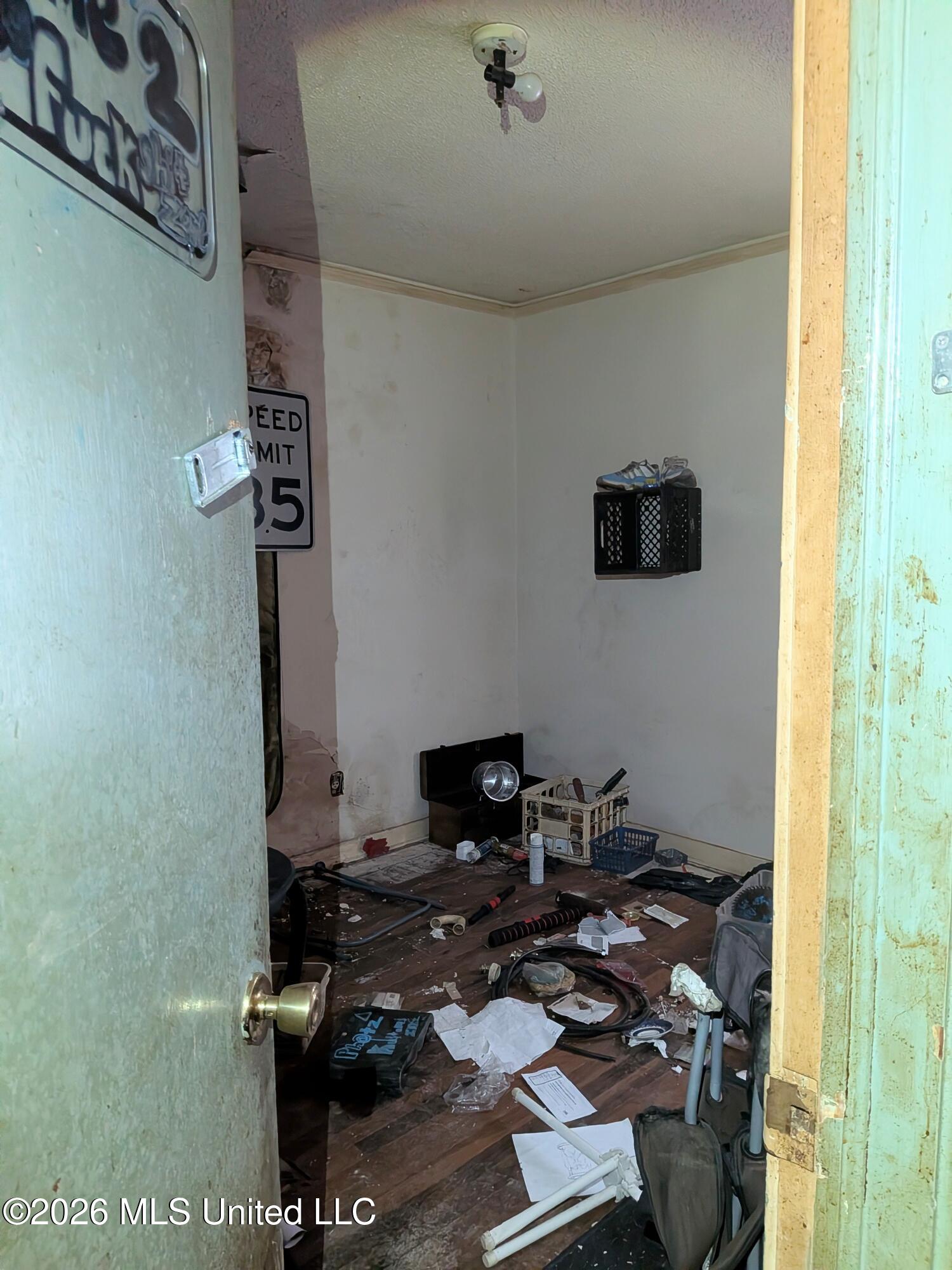 399 Cooper Road Property Photo 12