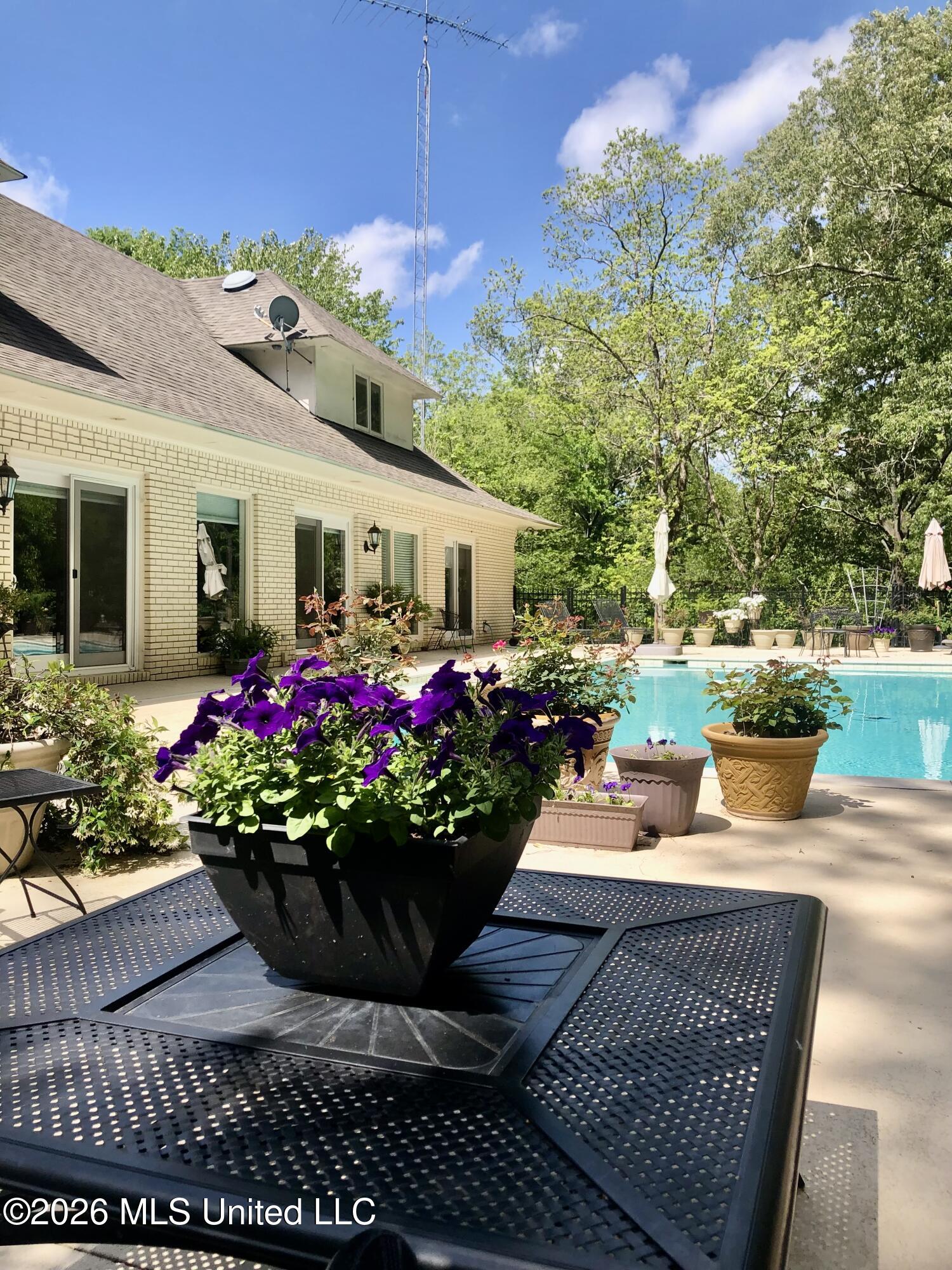35 Scotland Drive Property Photo 10
