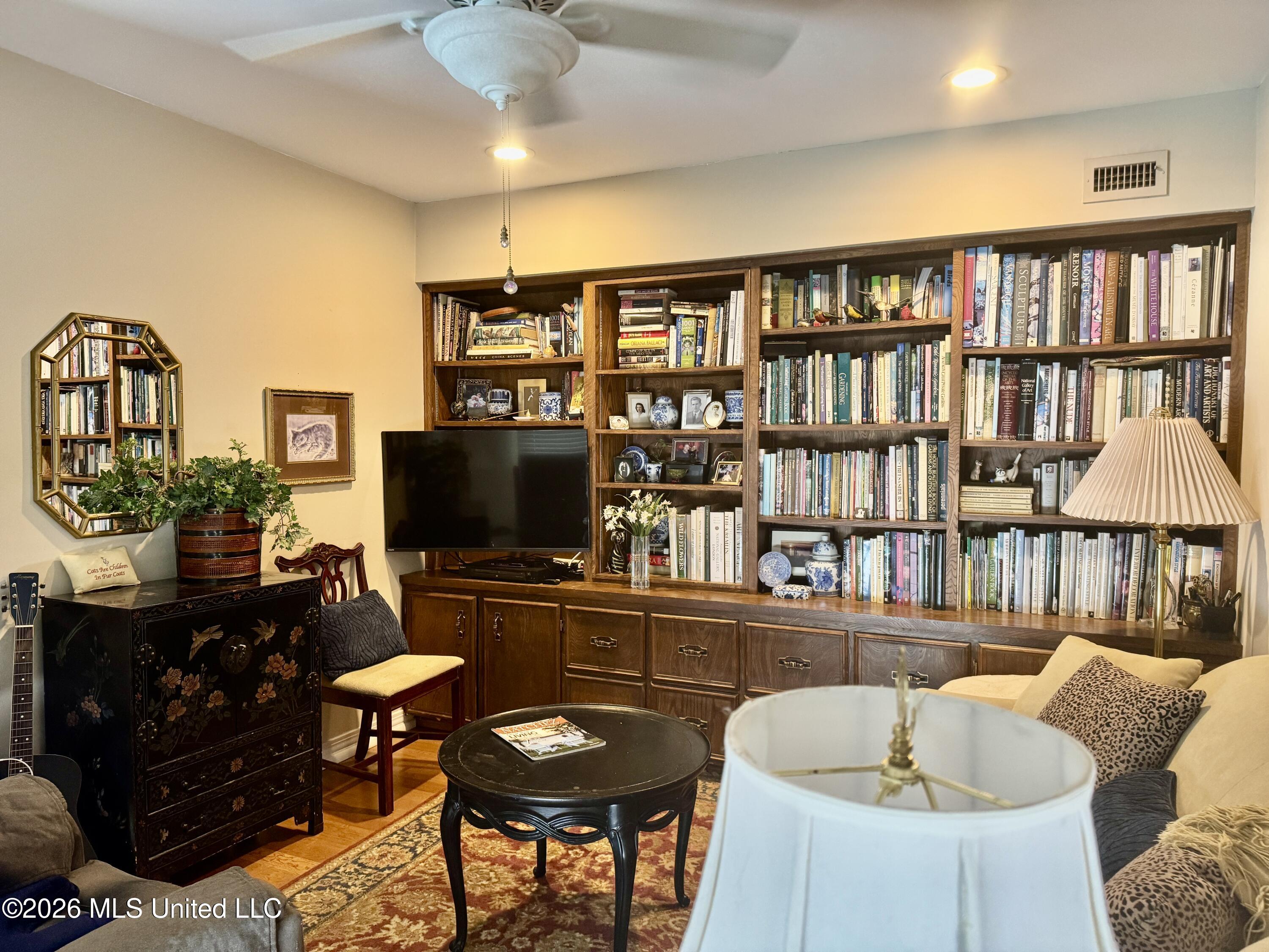 35 Scotland Drive Property Photo 56