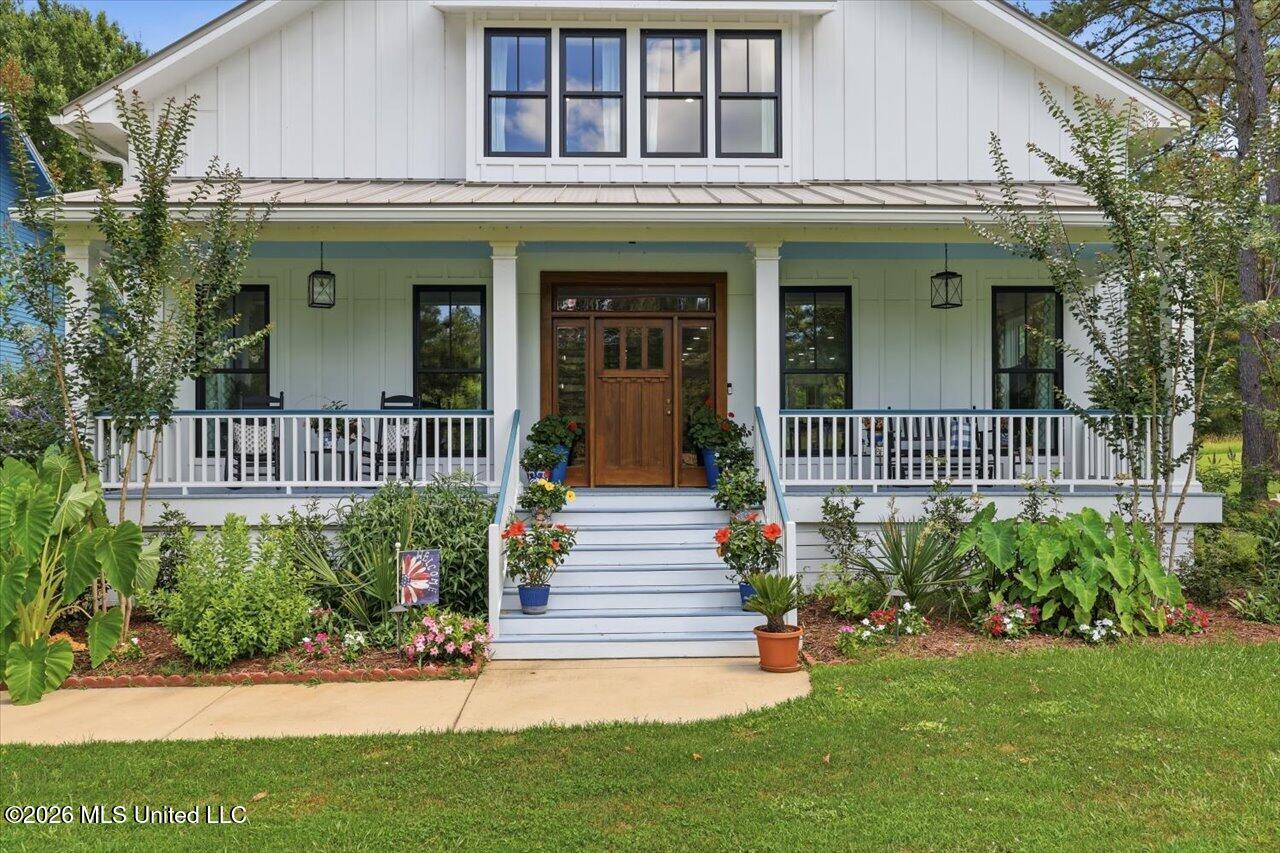 249 Normandy Circle Property Photo 2