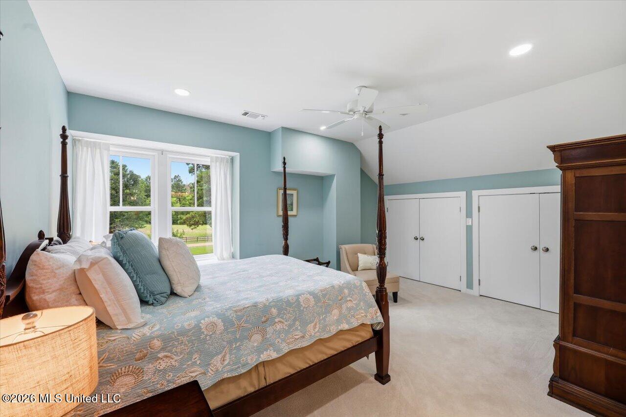 249 Normandy Circle Property Photo 33