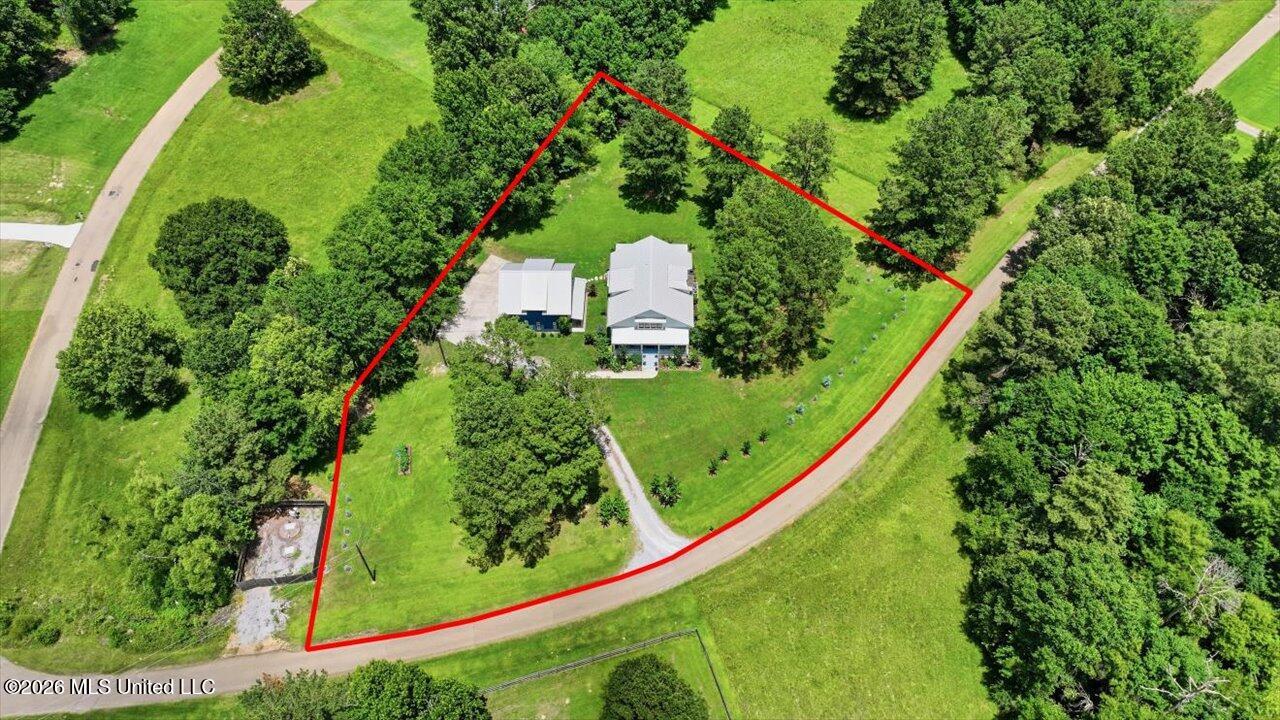249 Normandy Circle Property Photo 41