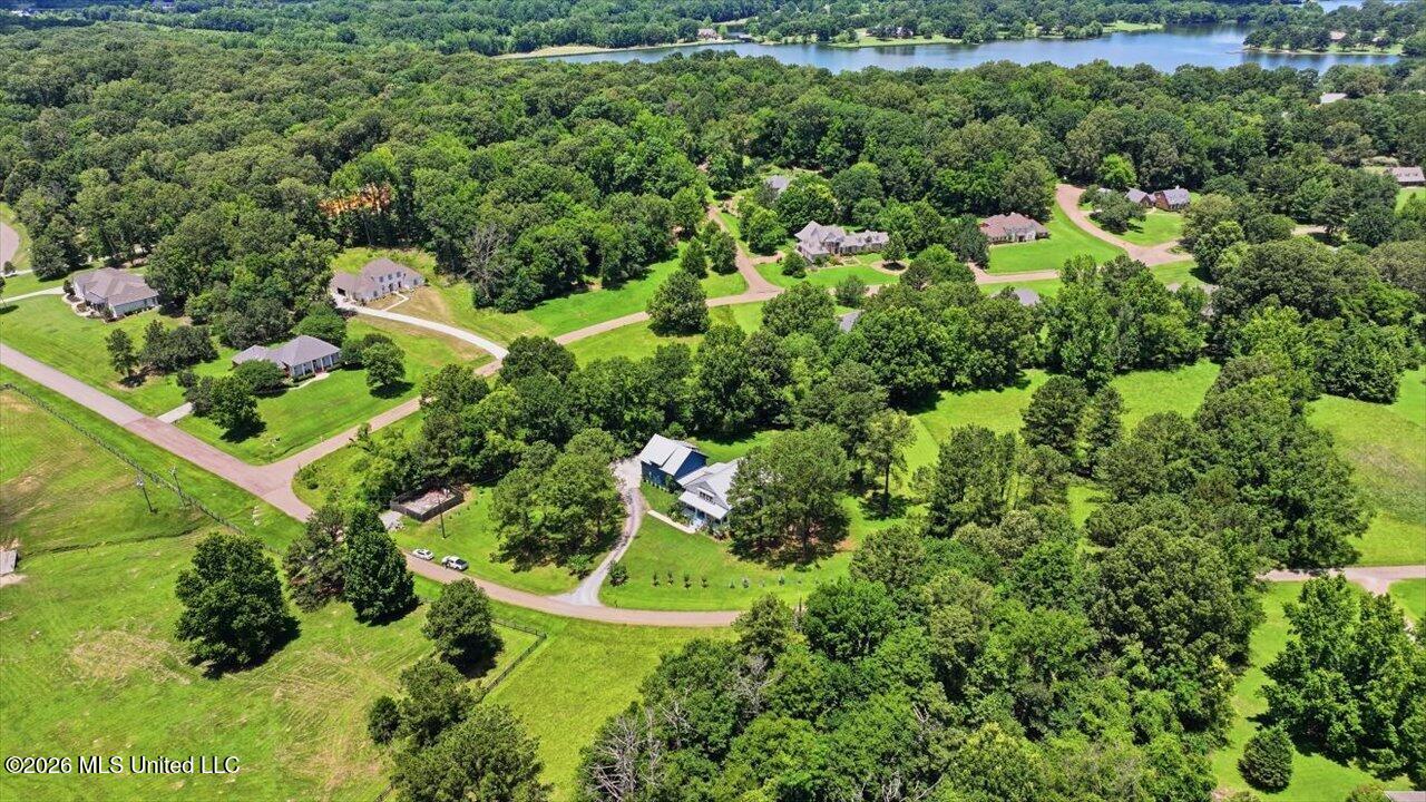 249 Normandy Circle Property Photo 43