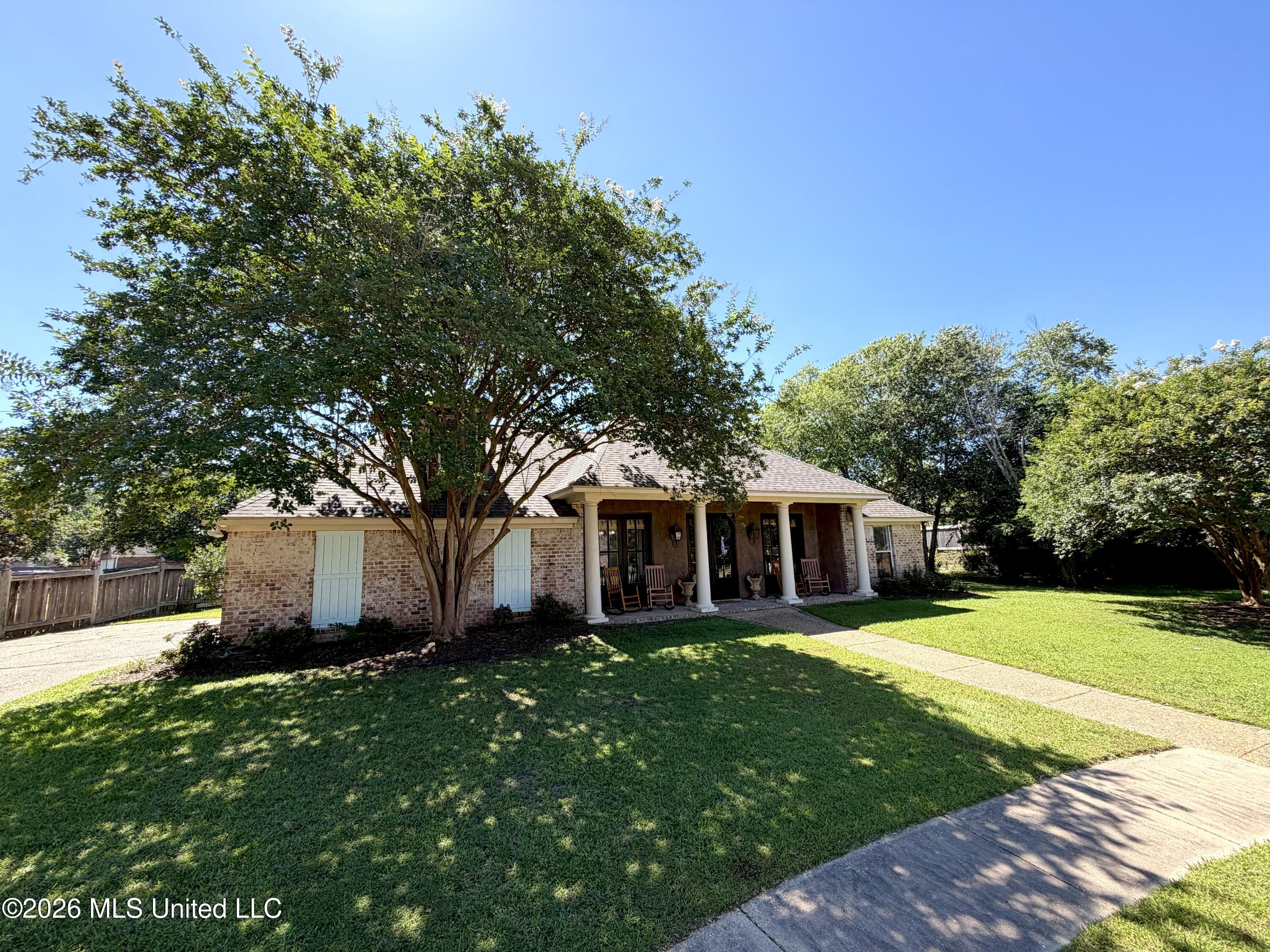 285 Lighthouse Lane Property Photo 2