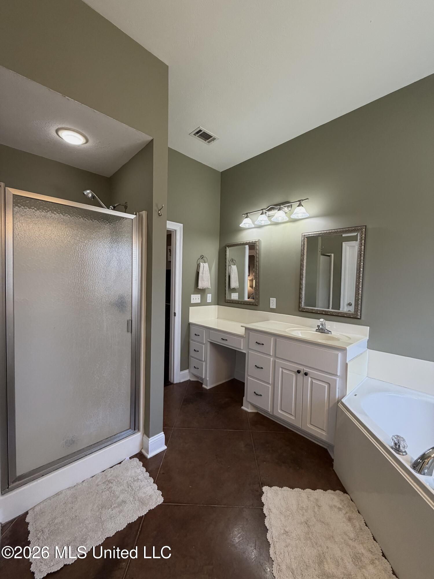 285 Lighthouse Lane Property Photo 18