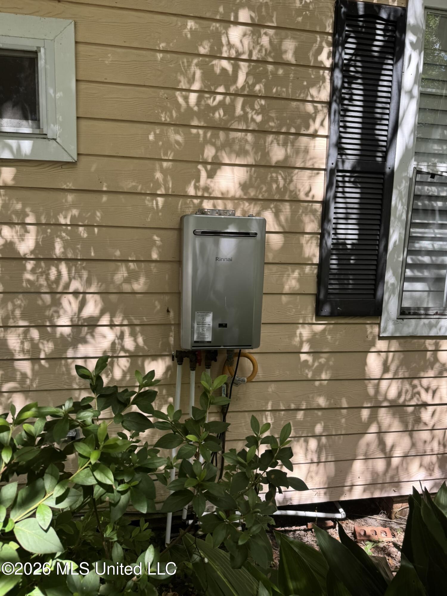 903 Columbus Drive Property Photo 8