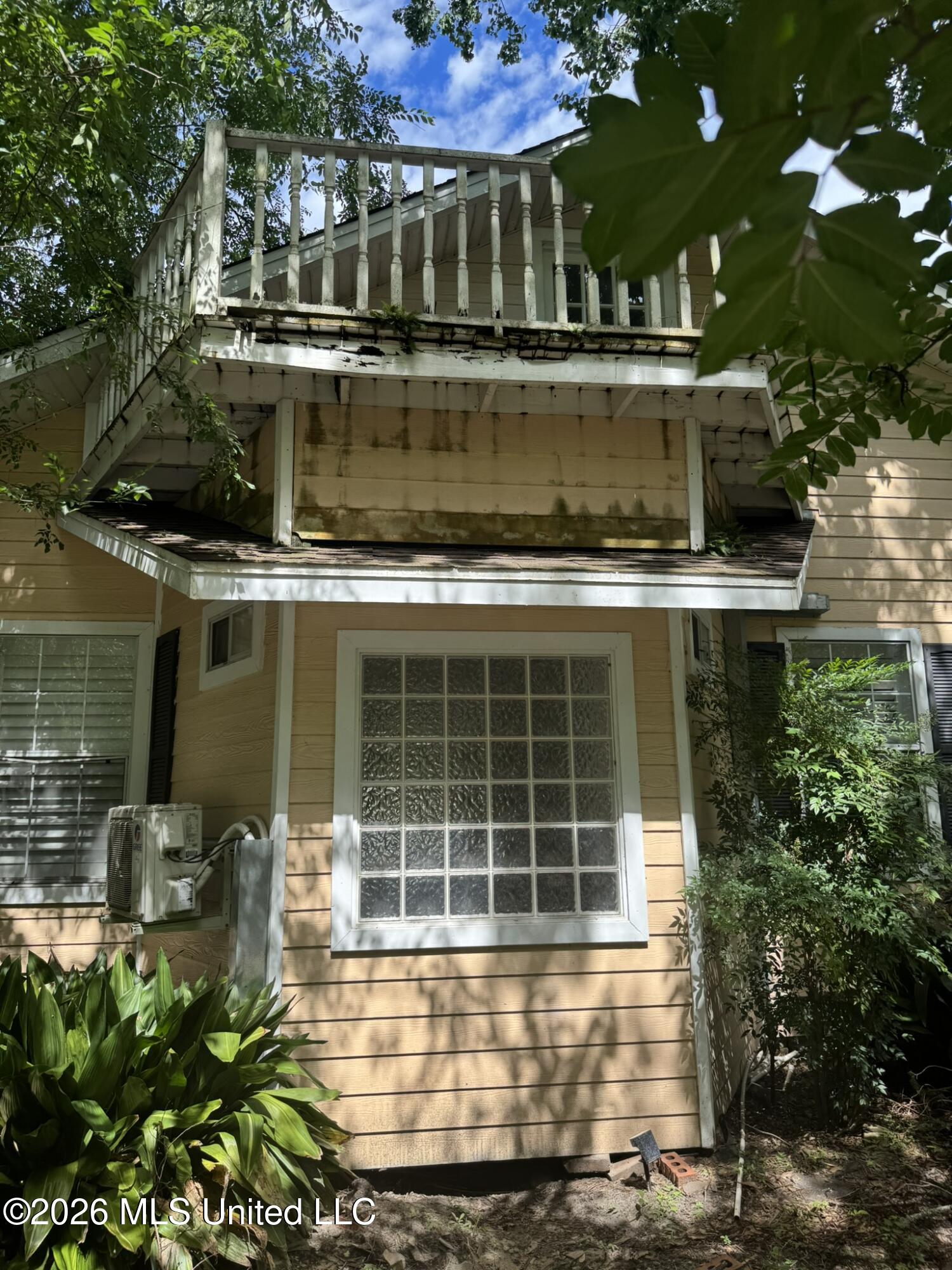903 Columbus Drive Property Photo 9