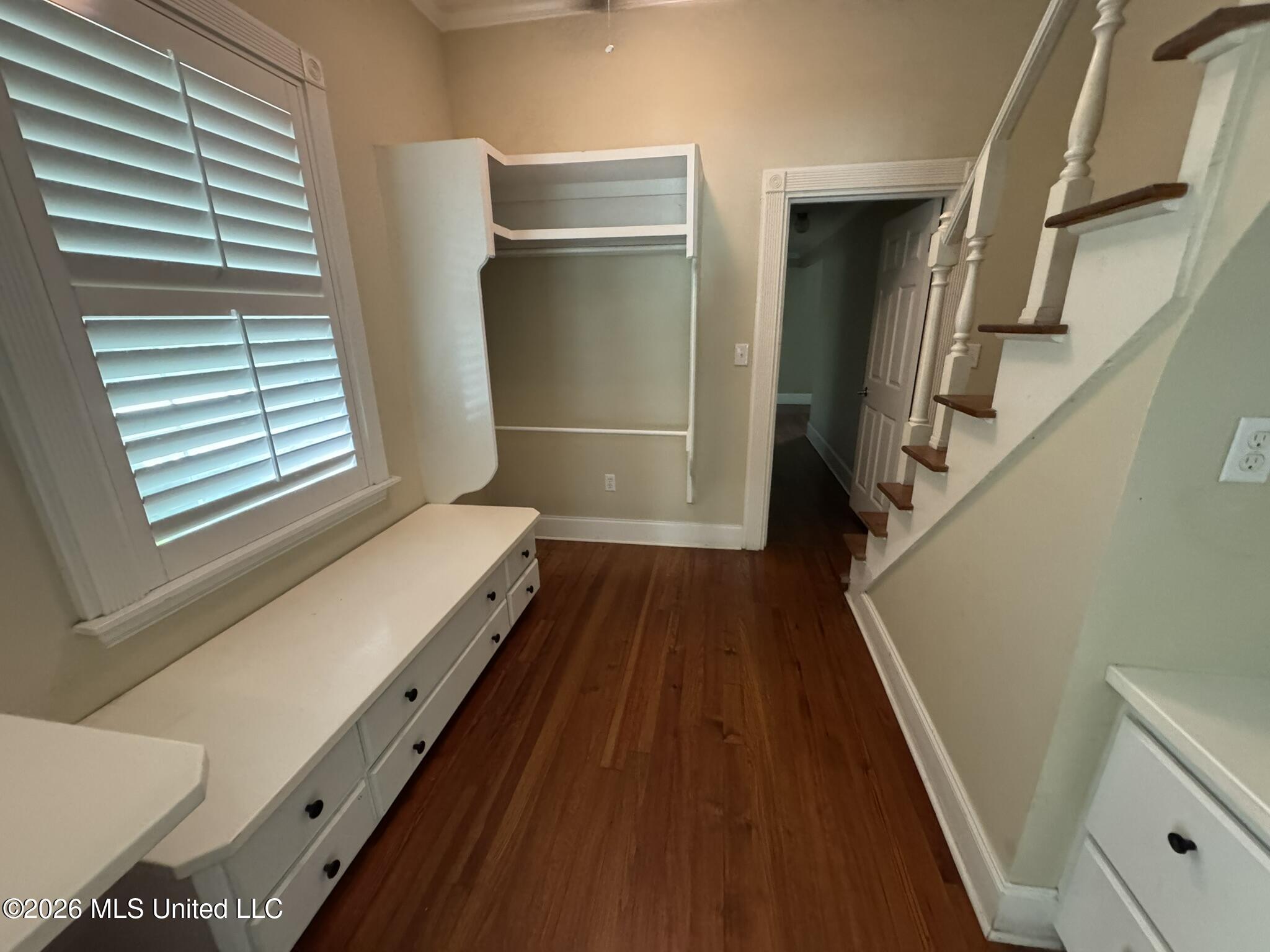 903 Columbus Drive Property Photo 25