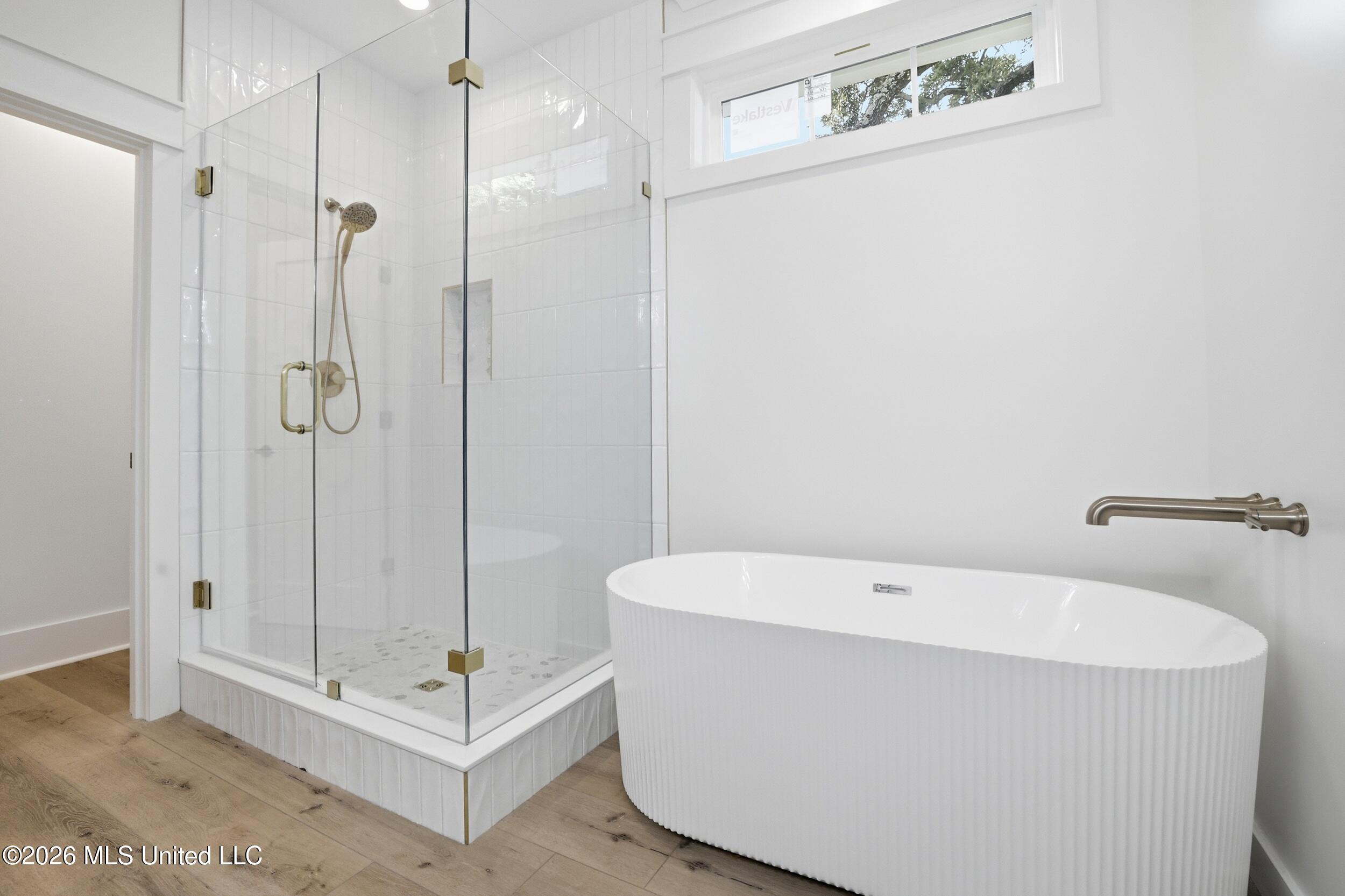 127 Iberville Drive Property Photo 31