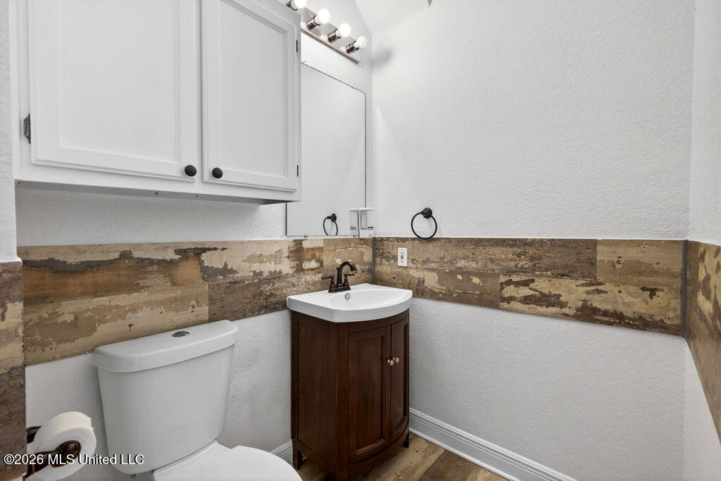 11118 Oakcrest Drive Property Photo 17