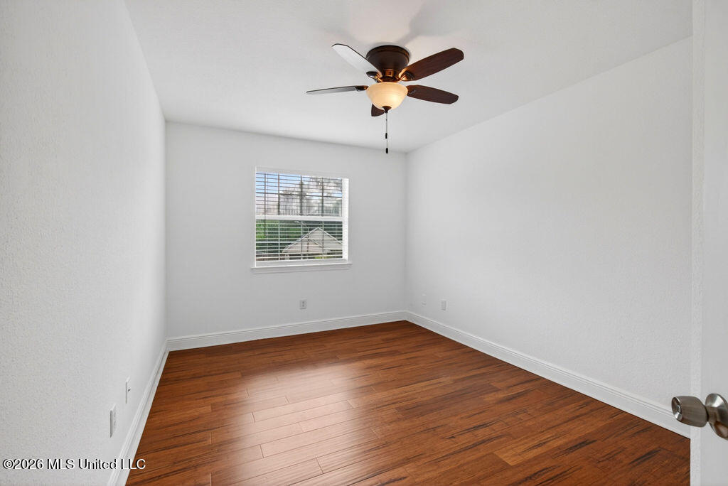 11118 Oakcrest Drive Property Photo 27
