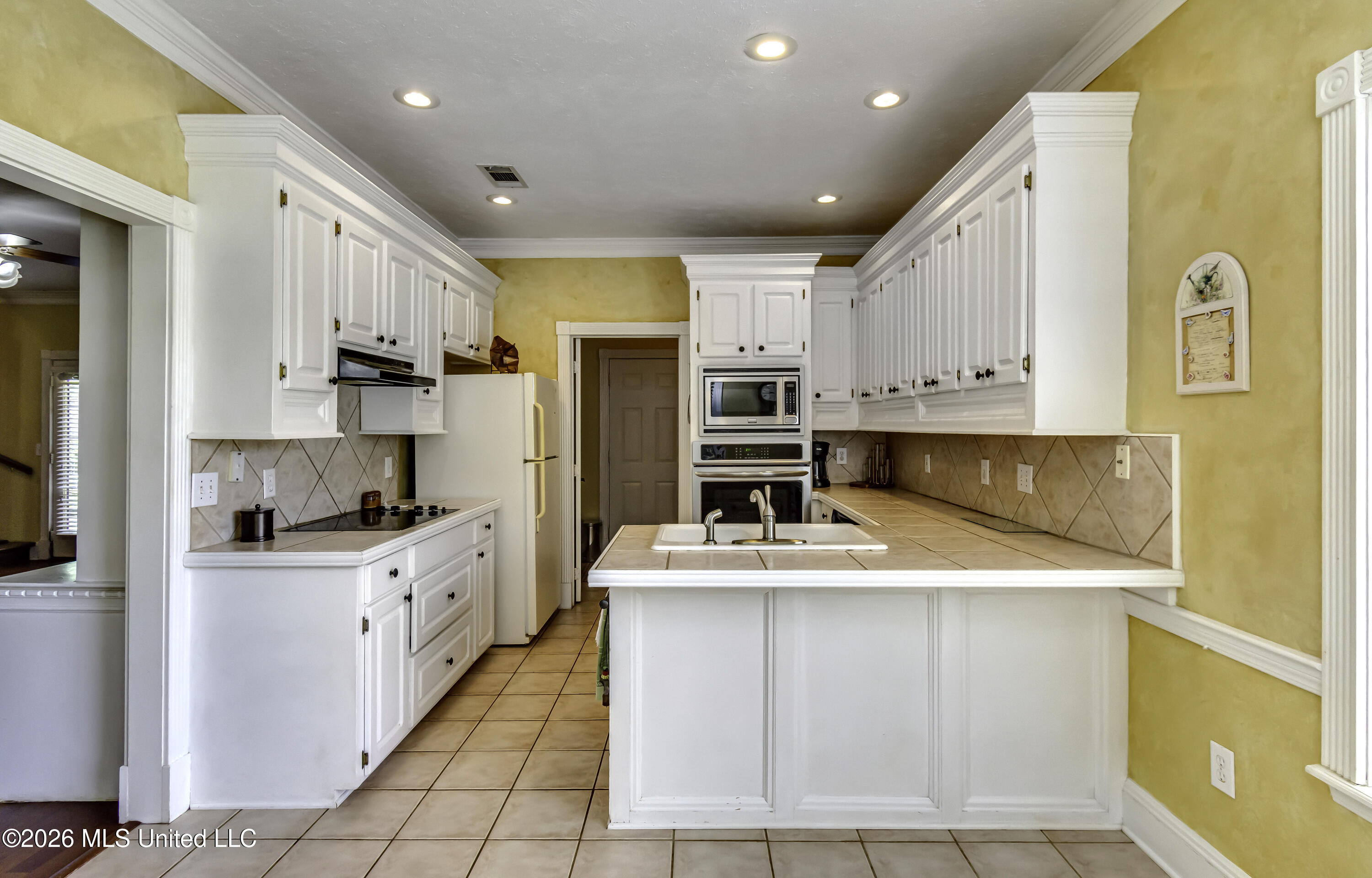 107 Begonia Lane Property Photo 8