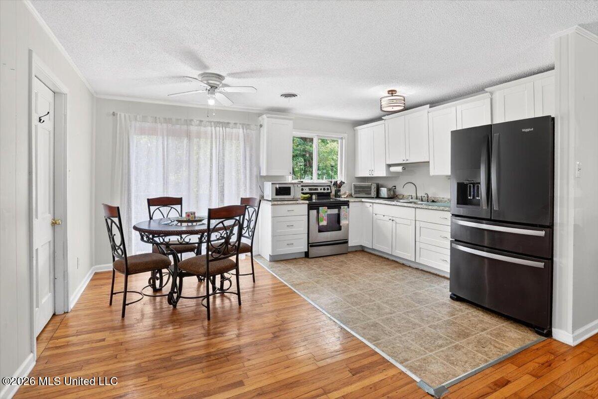 10641 Ben Lomond Cove Property Photo 10