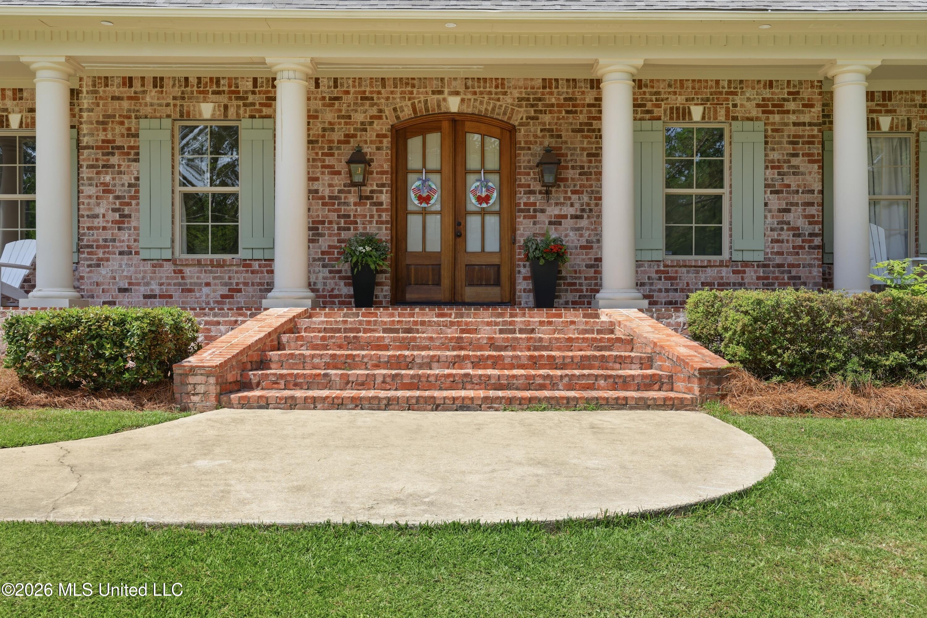 5570 Williamson Road Property Photo 8