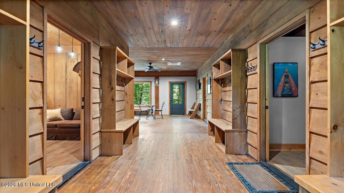 1527 Oneil Creek Road Property Photo 10