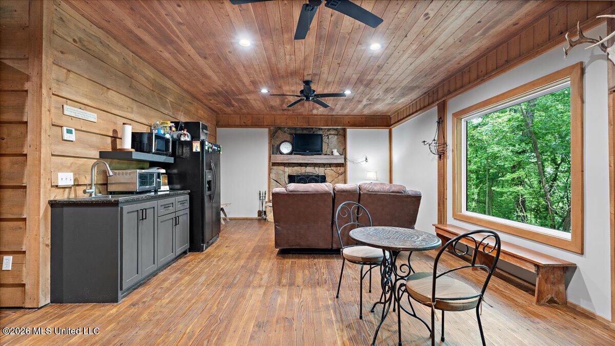1527 Oneil Creek Road Property Photo 23