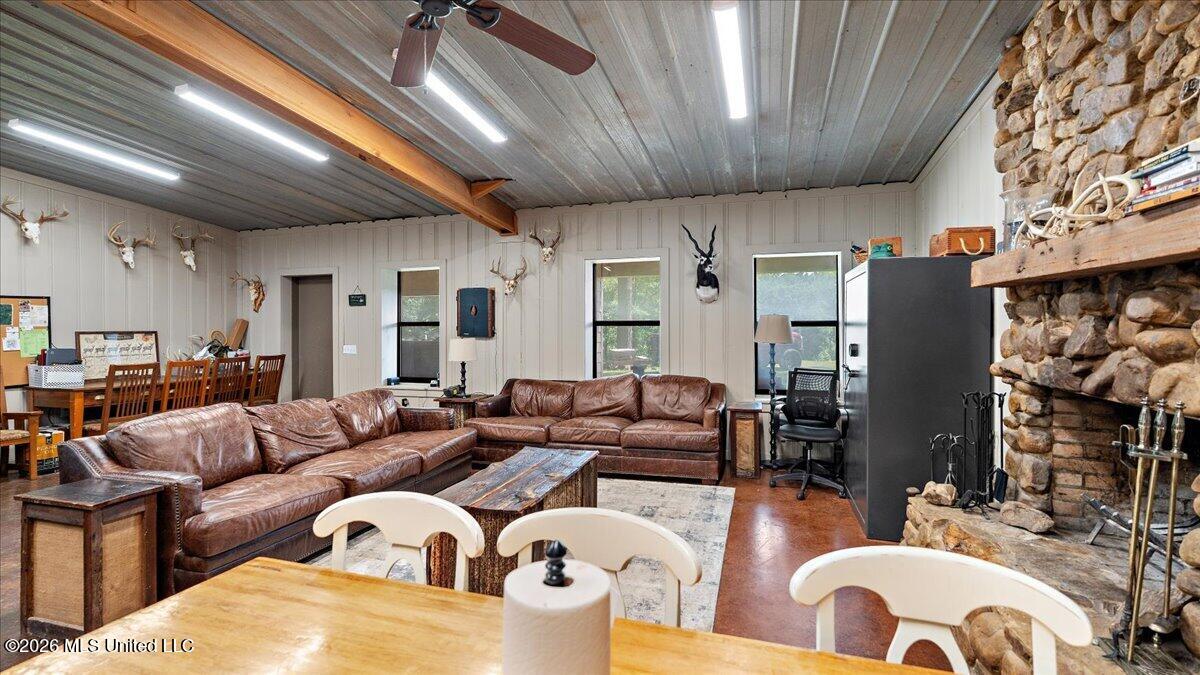 1527 Oneil Creek Road Property Photo 105
