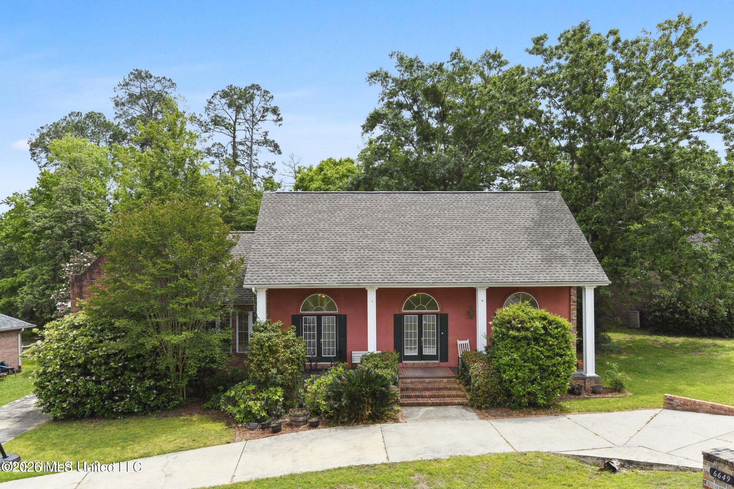 6649 Ahekolo Circle Property Photo 1