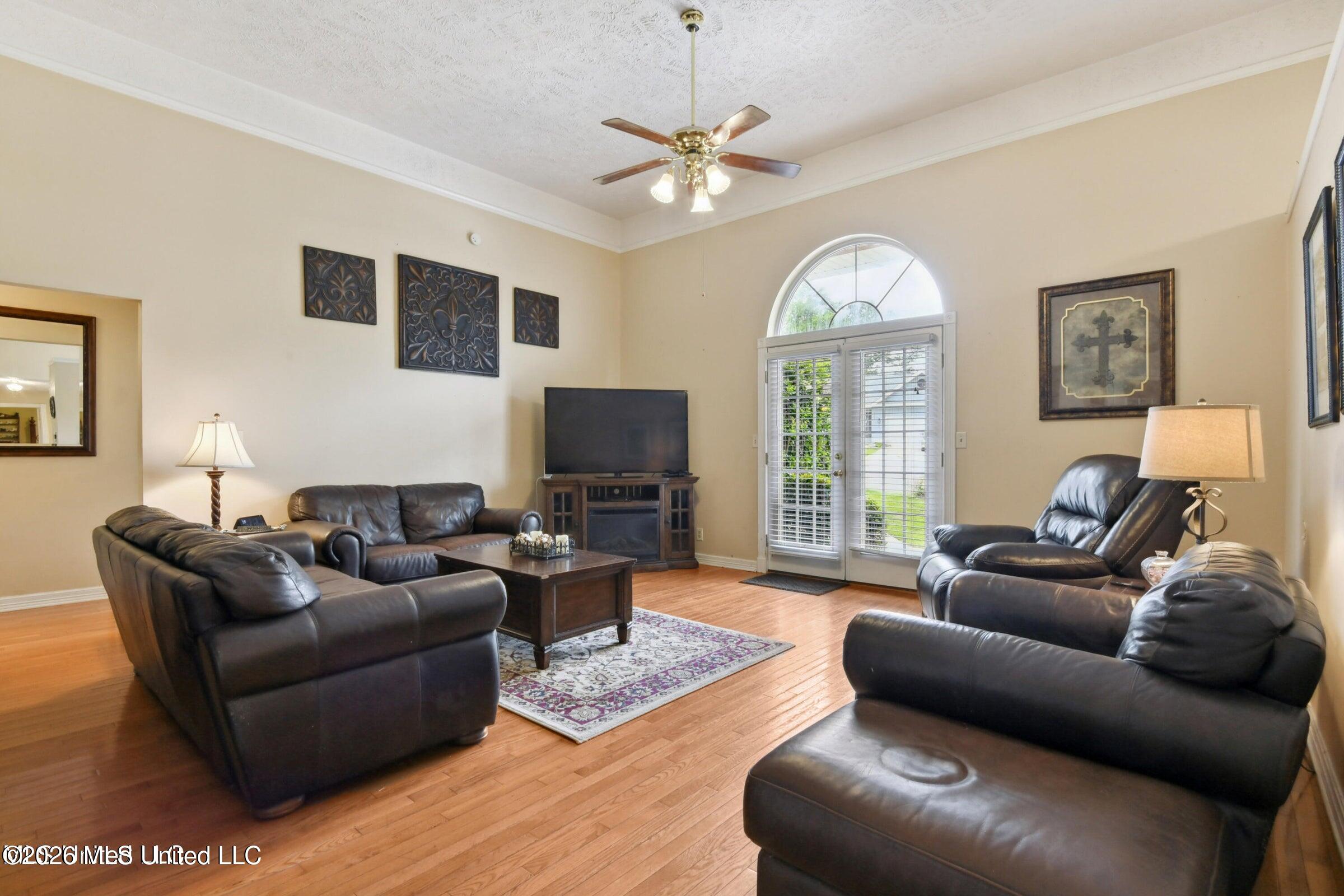 6649 Ahekolo Circle Property Photo 7