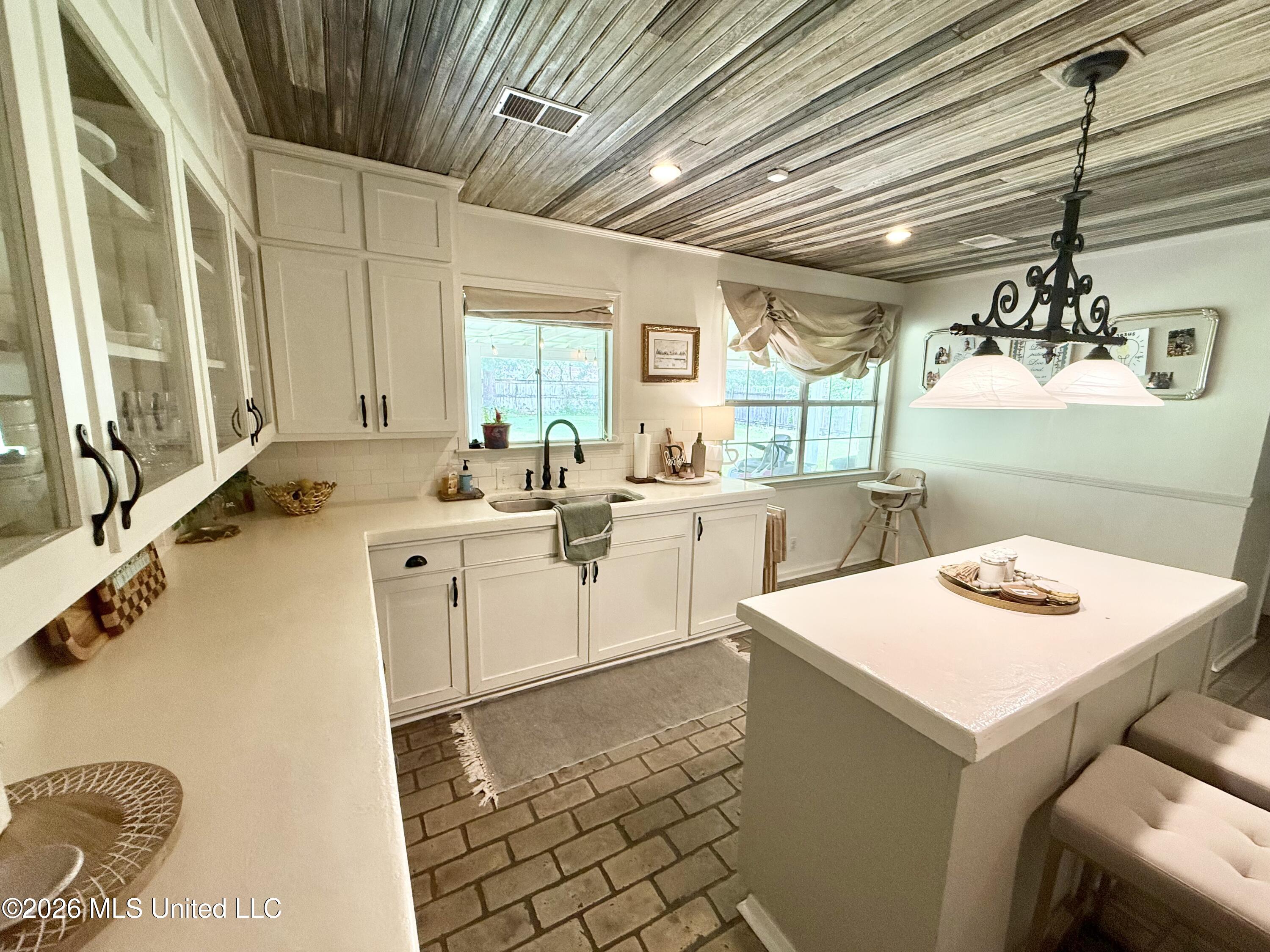 403 Pine Drive Property Photo 14