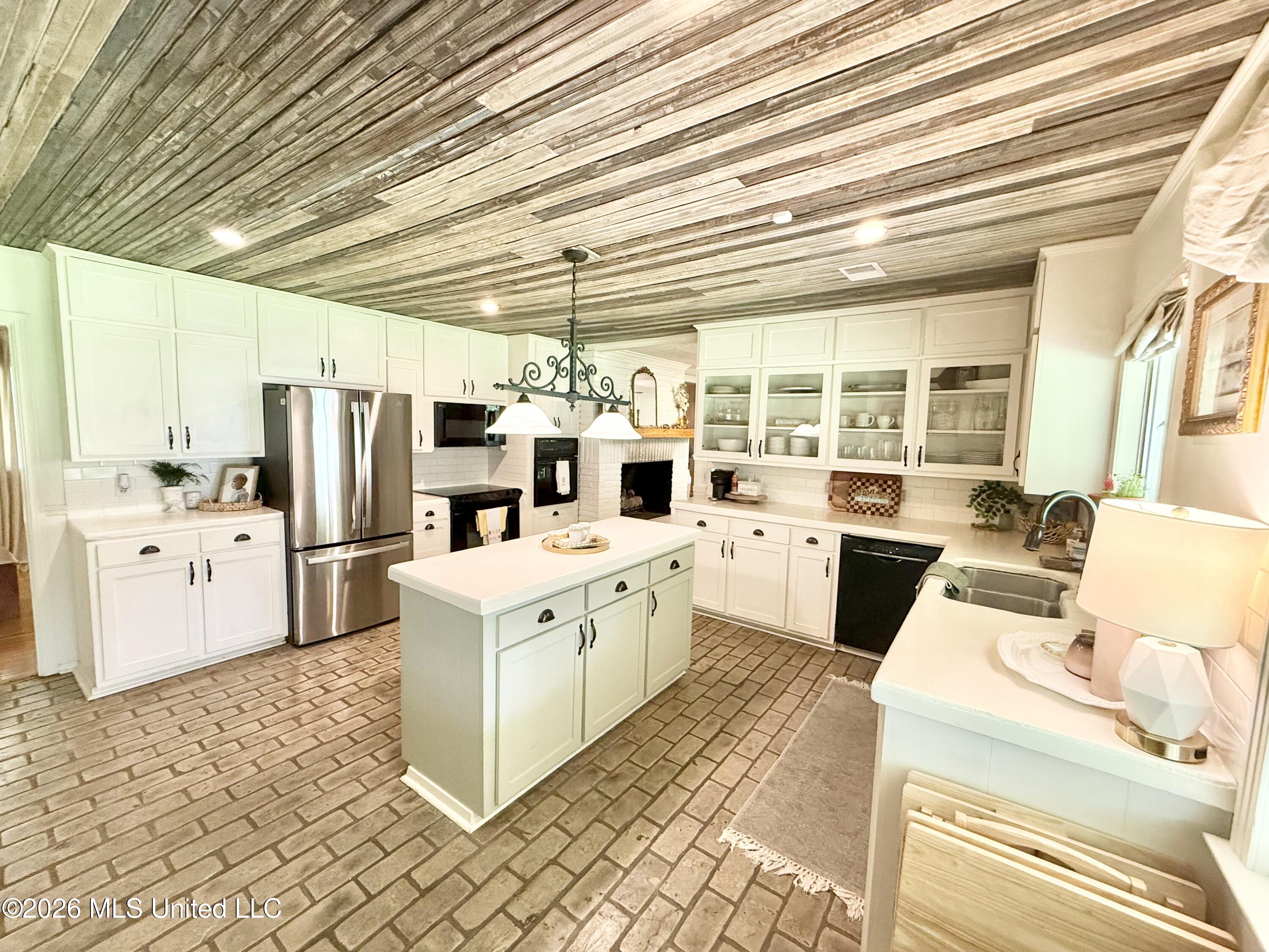403 Pine Drive Property Photo 15