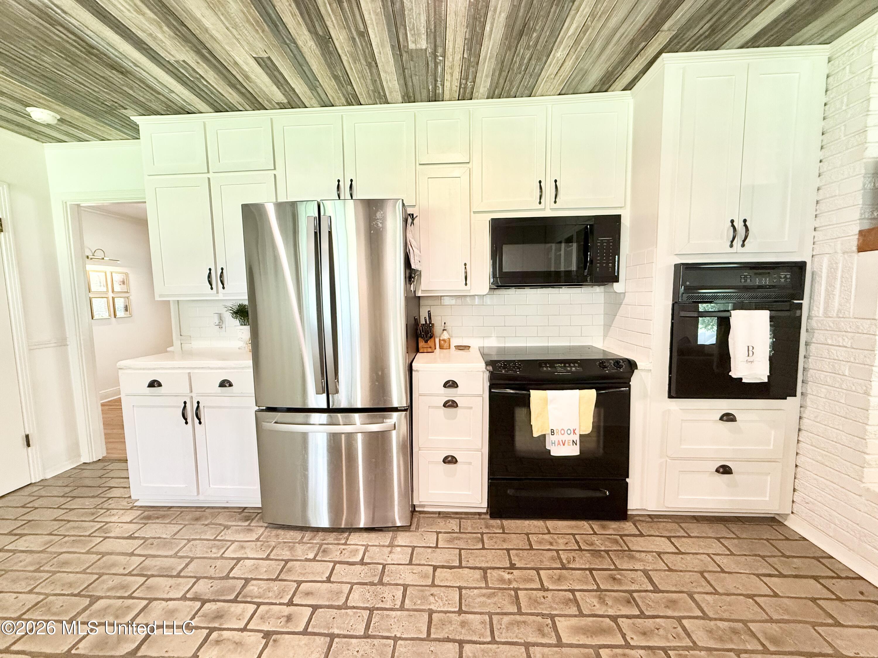 403 Pine Drive Property Photo 17