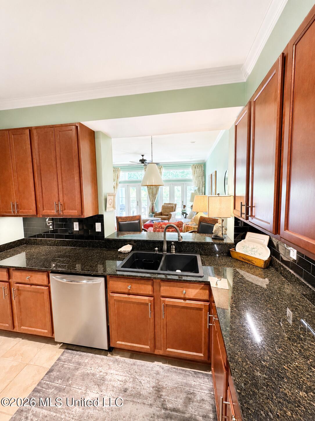 1100 W Beach Boulevard Property Photo 7