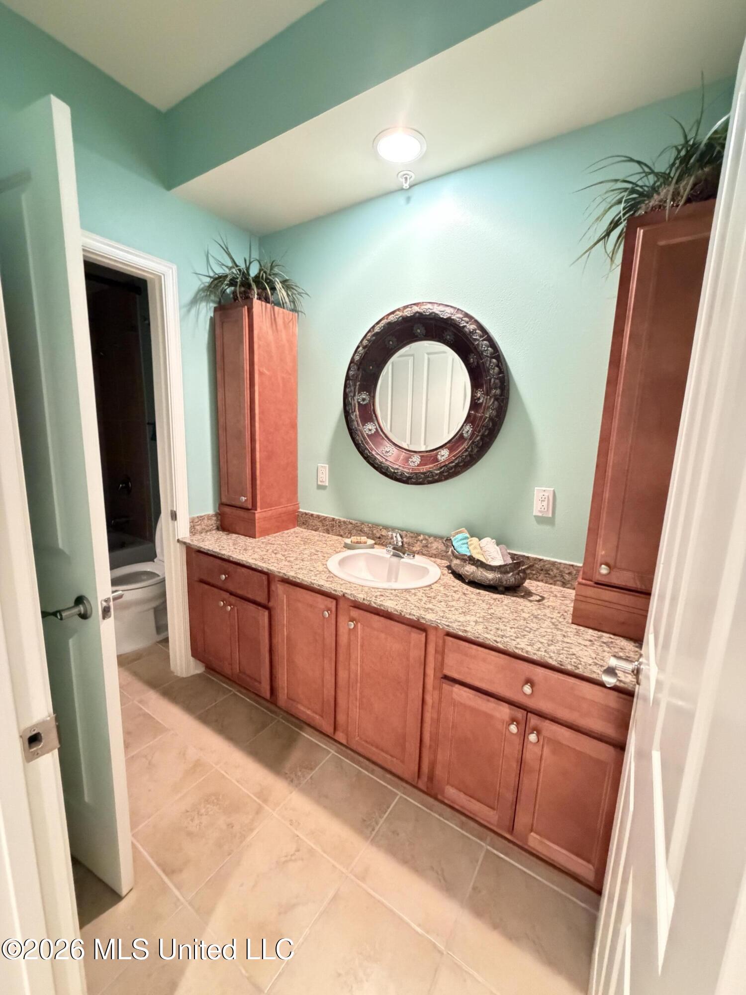 1100 W Beach Boulevard Property Photo 14