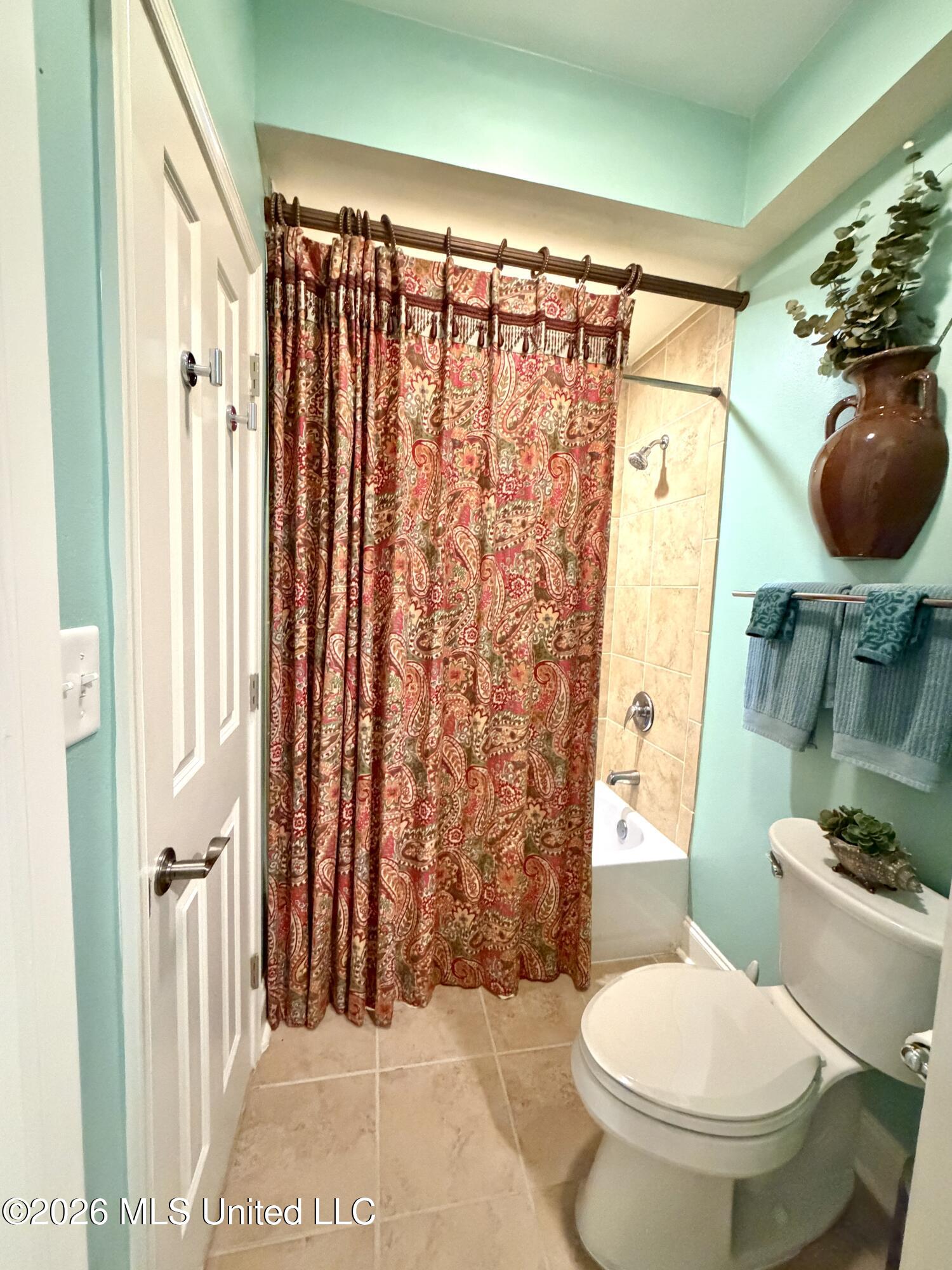 1100 W Beach Boulevard Property Photo 15