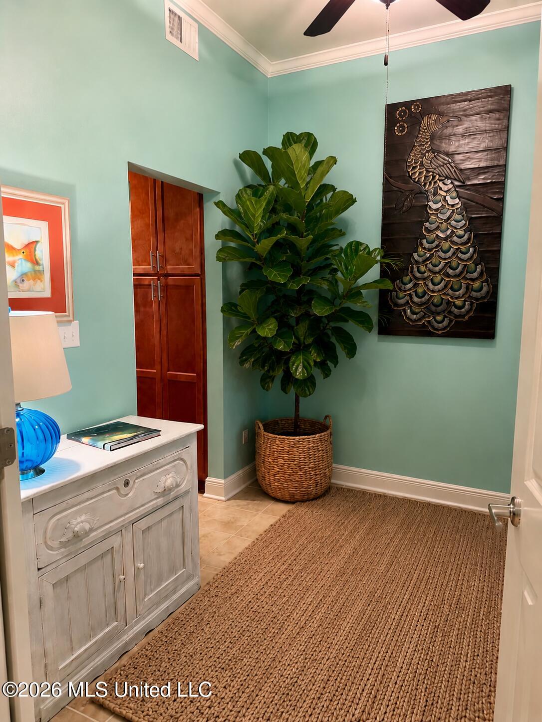 1100 W Beach Boulevard Property Photo 16